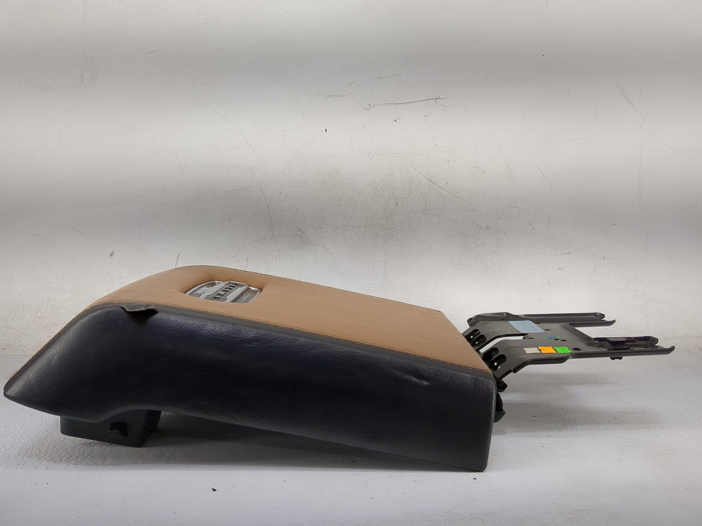 2017 Ford F-150 Center Console Armrest Cover Lid P/N:FL3B 15046 AA Fits OEM Used Auto Parts - Oemusedautoparts1.com