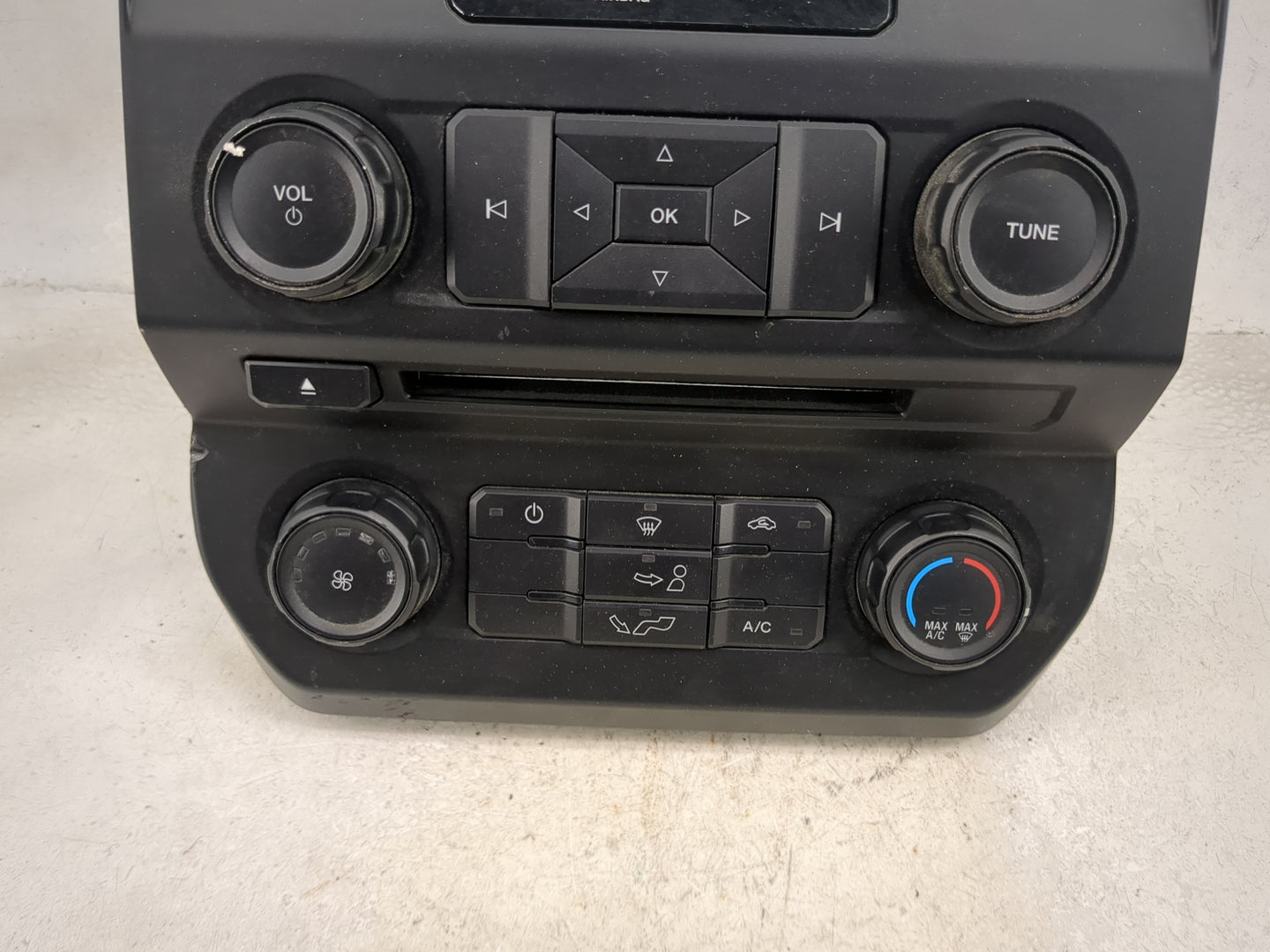 2017-2017 Ford F-150 Radio Control Panel Black - Oemusedautoparts1.com