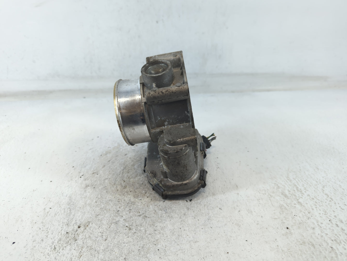 2017-2022 Ford F-150 Throttle Body P/N:17076 526946 HL3E 9F991 AA Fits Fits 2017 2018 2019 2020 2021 2022 OEM Used Auto Part