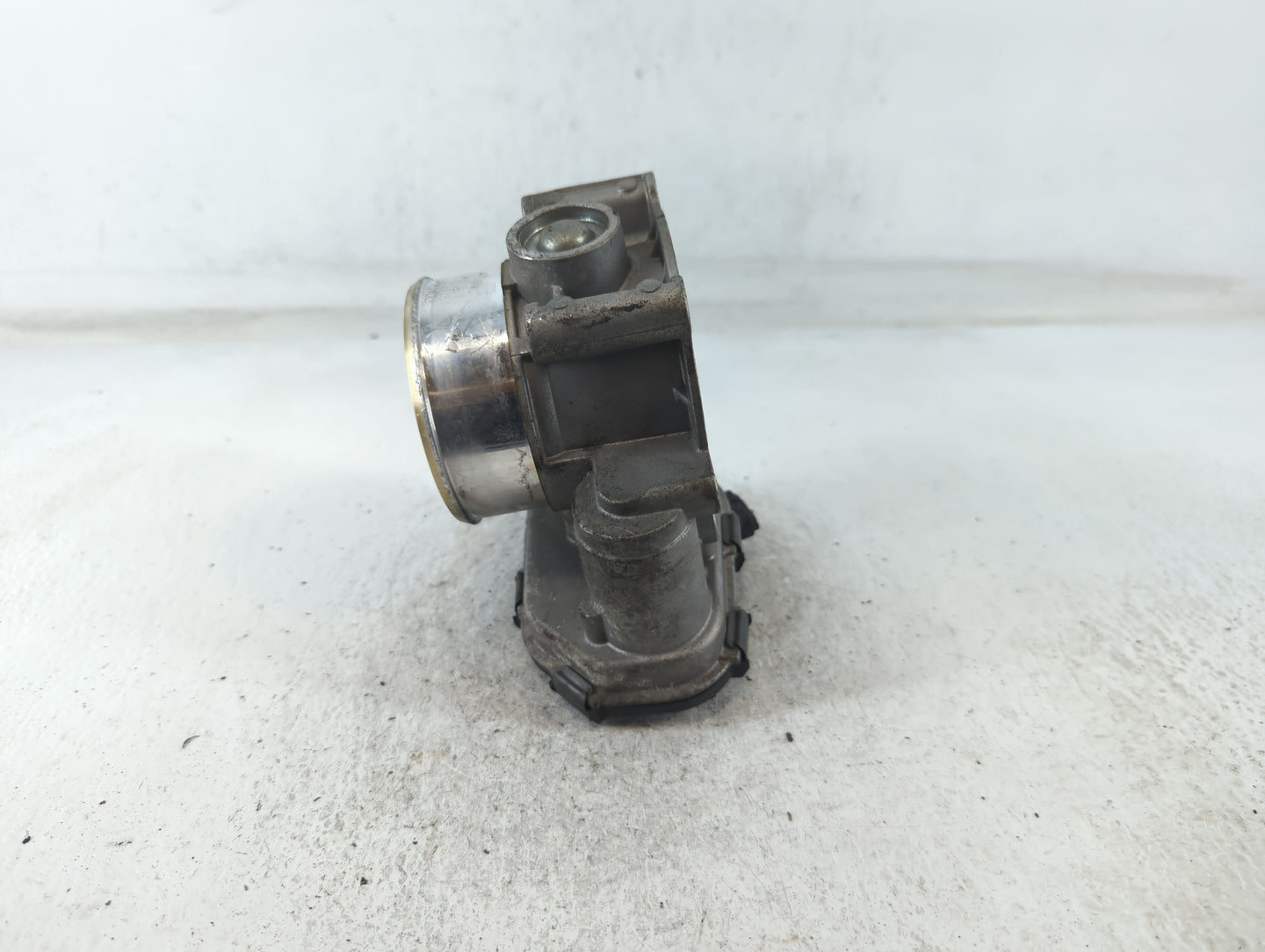 2017-2022 Ford F-150 Throttle Body P/N:HL3E 9F991 AA Fits Fits 2017 2018 2019 2020 2021 2022 OEM Used Auto Parts - Oemusedau