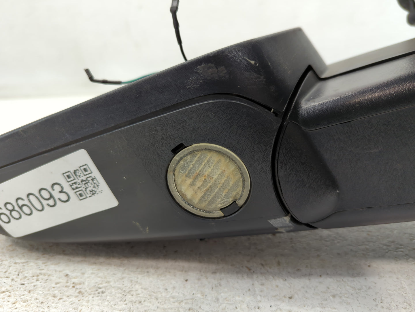 2017 Ford F-150 Driver Side View Mirror - Left Door Mirror OEM Used - Oemusedautoparts1.com
