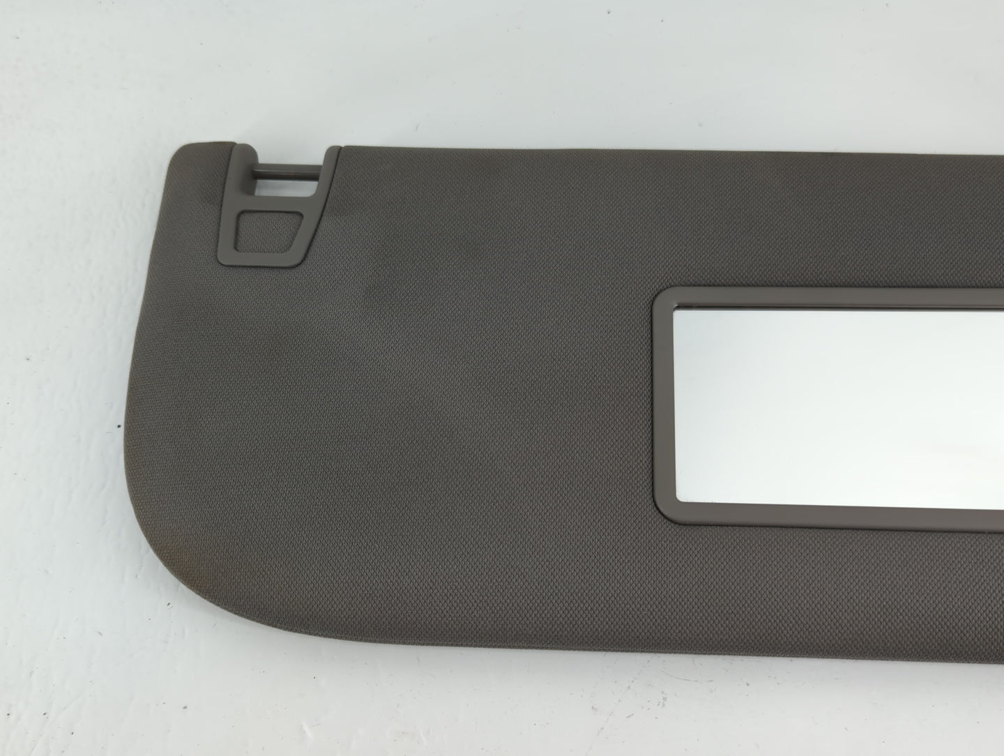 2015-2017 Ford F-150 Sun Visor Shade Replacement Passenger Right Mirror Fits Fits 2015 2016 2017 OEM Used Auto Parts - Oemus