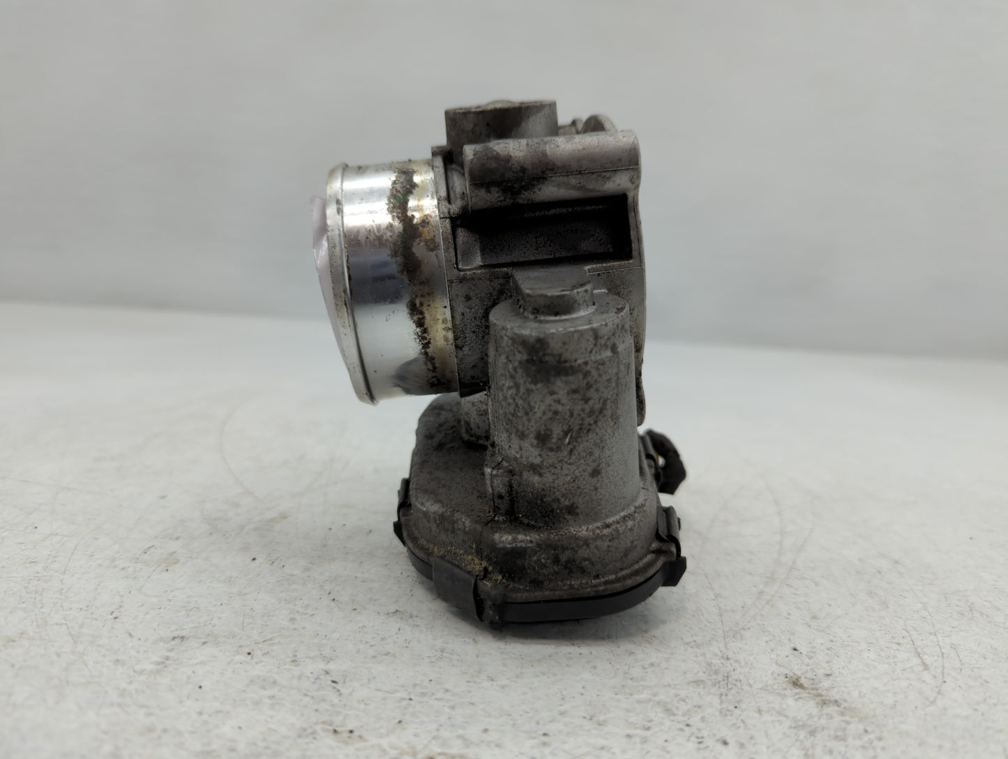 2015-2017 Ford F-150 Throttle Body P/N:CA702401312 A1724B-0821 Fits Fits 2015 2016 2017 2018 2019 2020 OEM Used Auto Parts -