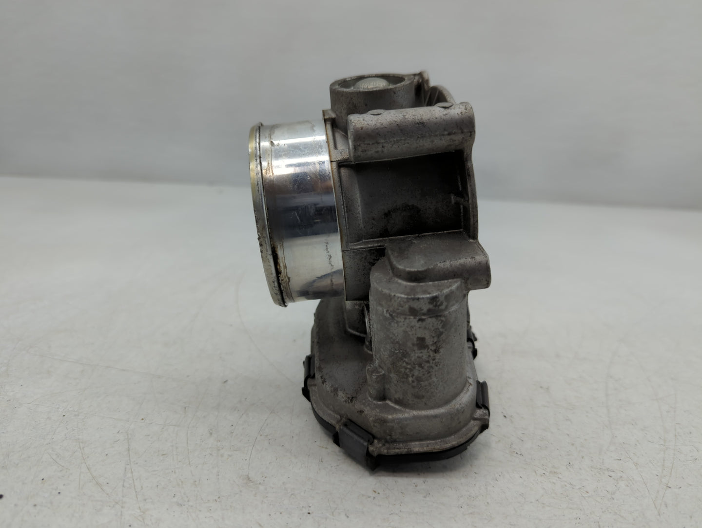2017-2022 Ford F-150 Throttle Body P/N:17138 516981 HL3E 9F991 AA Fits Fits 2017 2018 2019 2020 2021 2022 OEM Used Auto Part