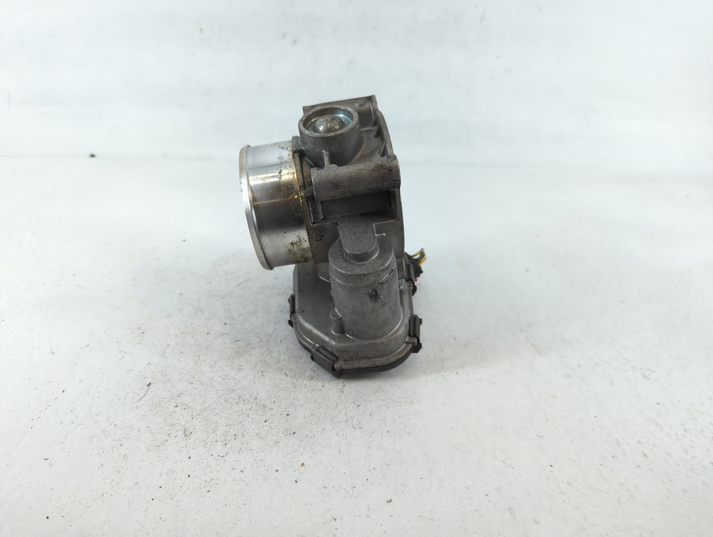 2015-2017 Ford F-150 Throttle Body P/N:17083 328789 GB8E 9F991 BC Fits Fits 2015 2016 2017 2018 2019 2020 OEM Used Auto Part