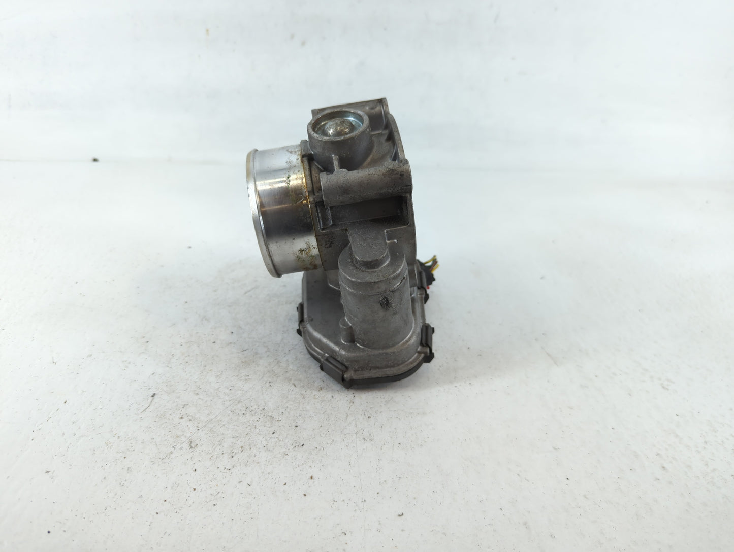 2015-2017 Ford F-150 Throttle Body P/N:17083 328789 GB8E 9F991 BC Fits Fits 2015 2016 2017 2018 2019 2020 OEM Used Auto Part