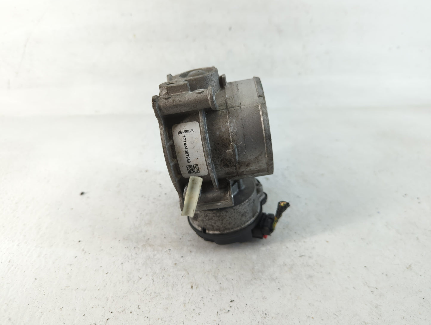 2011-2017 Ford F-150 Throttle Body P/N:AT4E-9F991-EL Fits Fits 2011 2012 2013 2014 2015 2016 2017 2018 2019 OEM Used Auto Pa