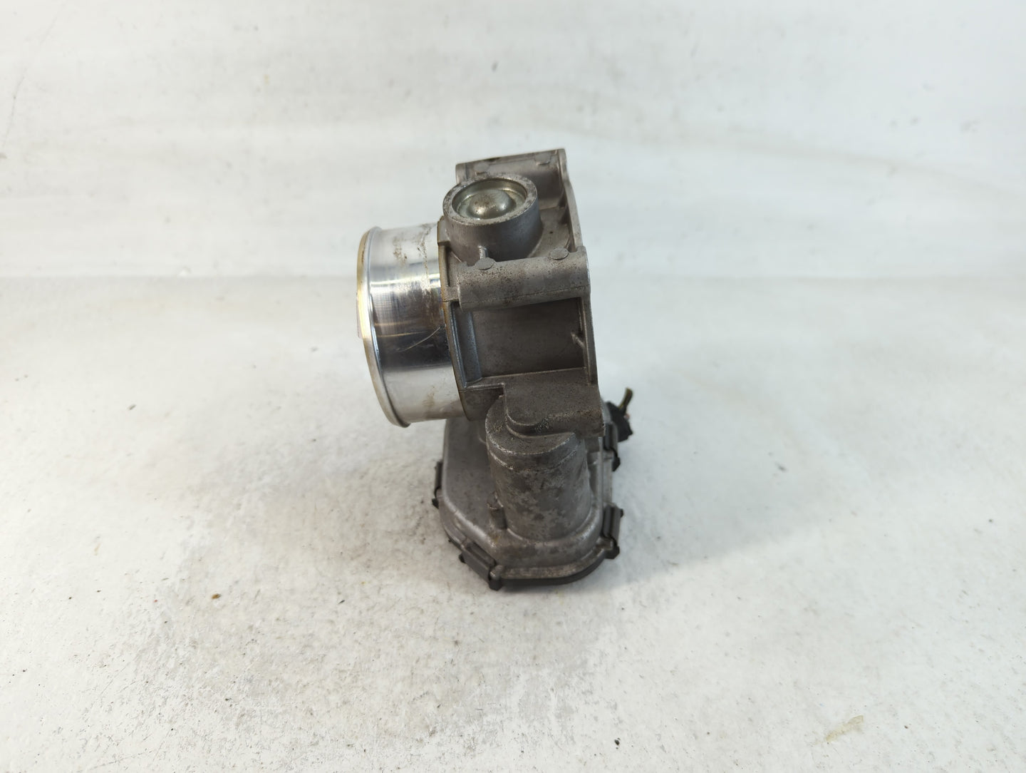 2017-2022 Ford F-150 Throttle Body P/N:HL3E 9F991 AA Fits Fits 2017 2018 2019 2020 2021 2022 OEM Used Auto Parts - Oemusedau