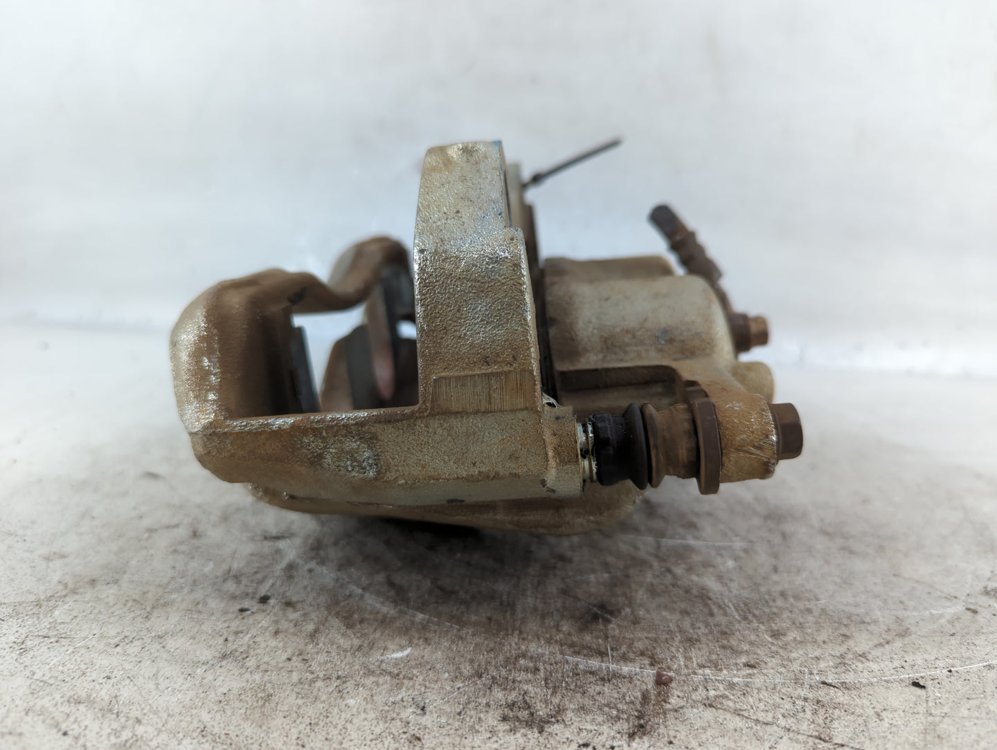 2015-2018 Ford F-150 Rear Passenger Right Brake Caliper - Oemusedautoparts1.com