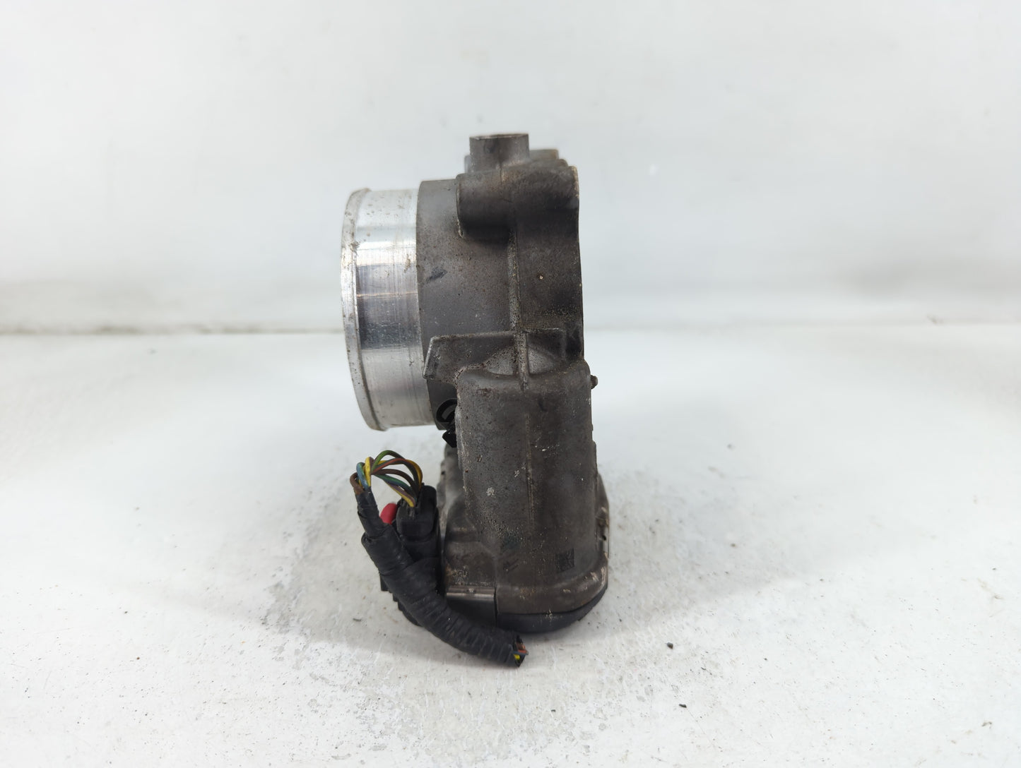 2015-2017 Ford F-150 Throttle Body P/N:FR3E-9F991-AA Fits Fits 2015 2016 2017 2018 2019 OEM Used Auto Parts - Oemusedautopar