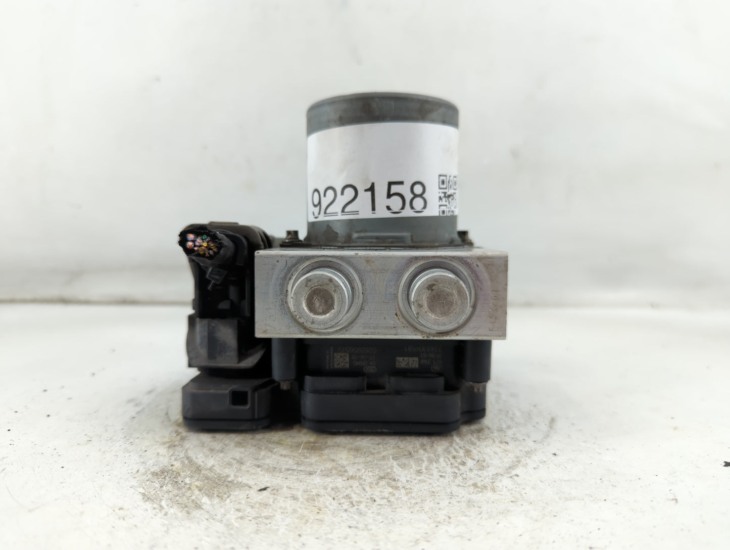 2017-2018 Ford F-150 ABS Pump Control Module Replacement P/N:HL34-2C405-AF Fits Fits 2017 2018 OEM Used Auto Parts - Oemused