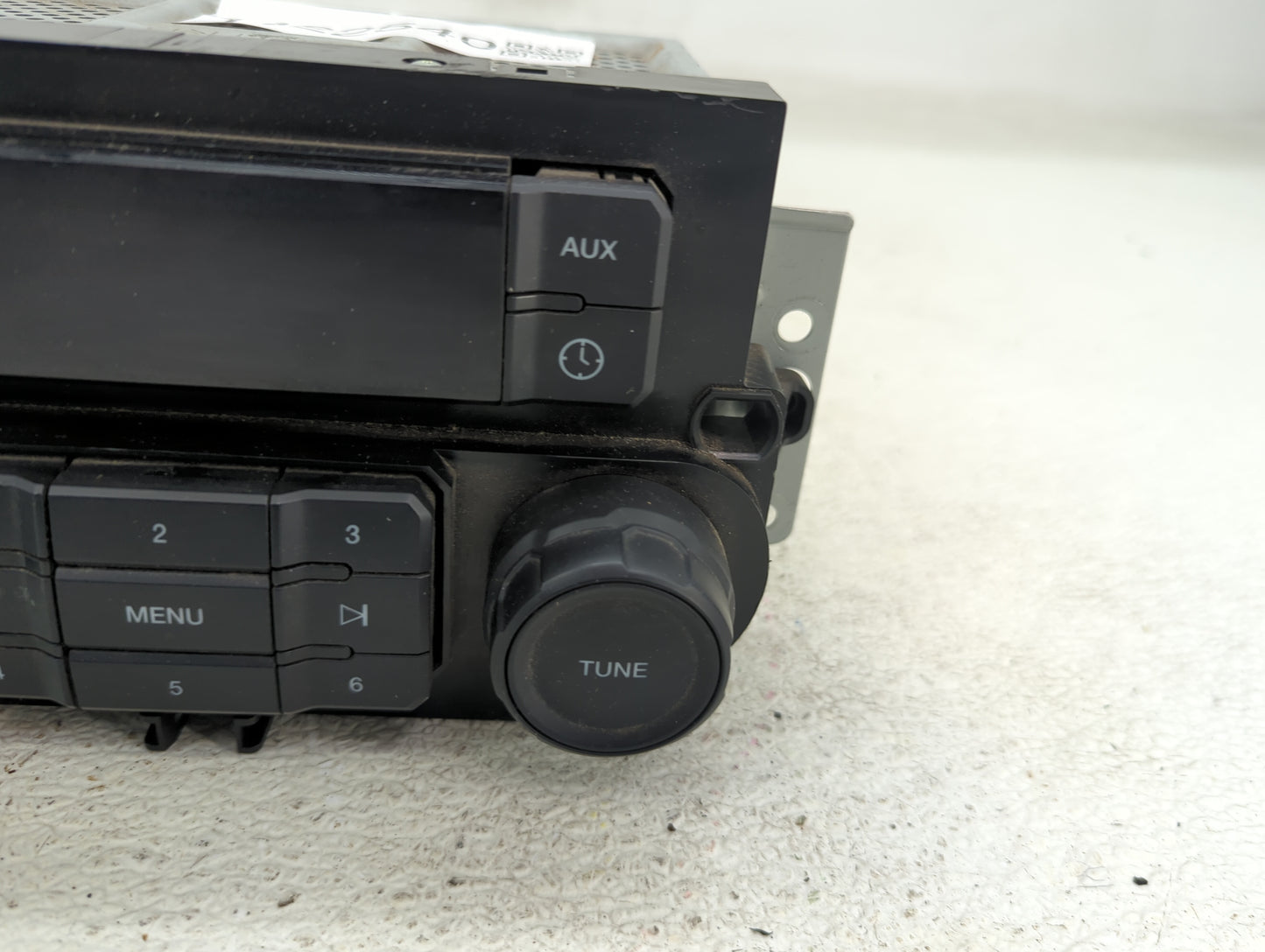 2017-2022 Ford F-250 Super Duty Radio AM FM Cd Player Receiver Replacement P/N:HC3T-18K810-AK Fits OEM Used Auto Parts - Oem