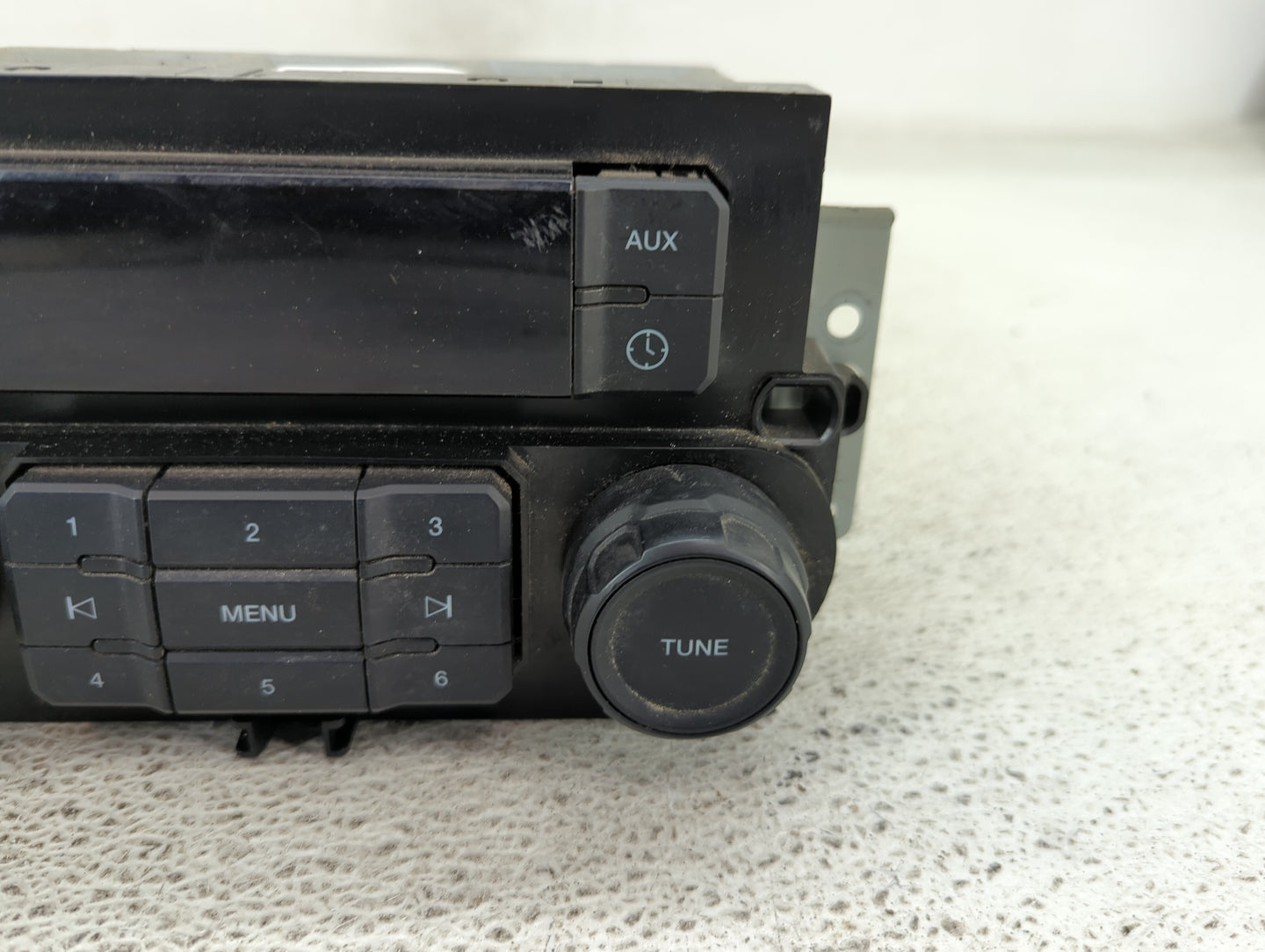 2017-2022 Ford F-250 Super Duty Radio AM FM Cd Player Receiver Replacement P/N:HC3T-18K810-AJ Fits OEM Used Auto Parts - Oem