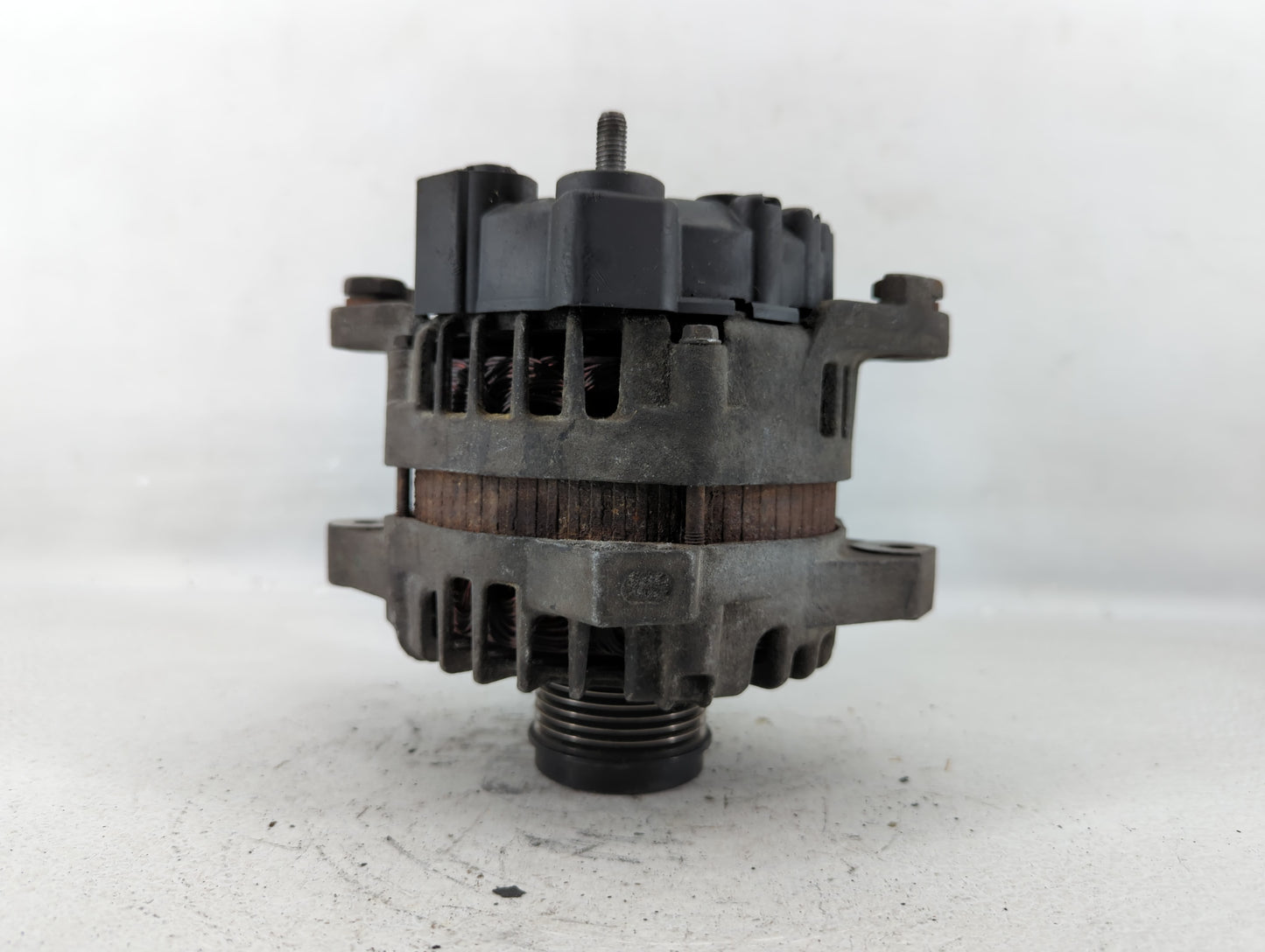2017-2022 Ford F-250 Super Duty Alternator Replacement Generator Charging Assembly Engine OEM P/N:37300-2G800 Fits OEM Used 