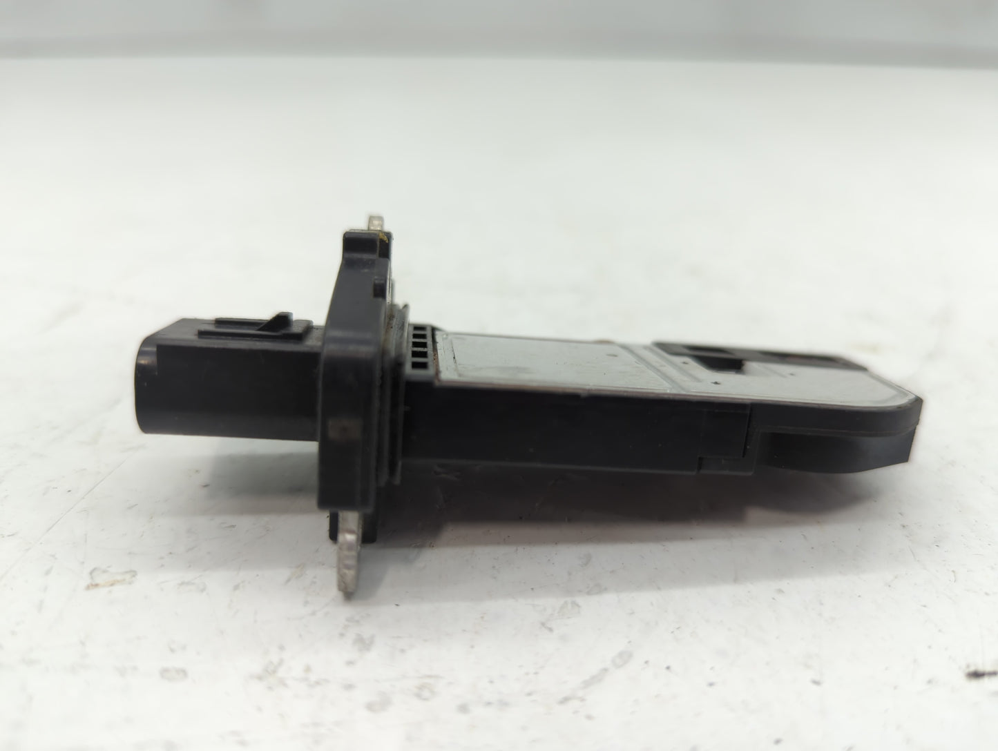 Ford F-350 Mass Air Flow Meter Maf - Oemusedautoparts1.com