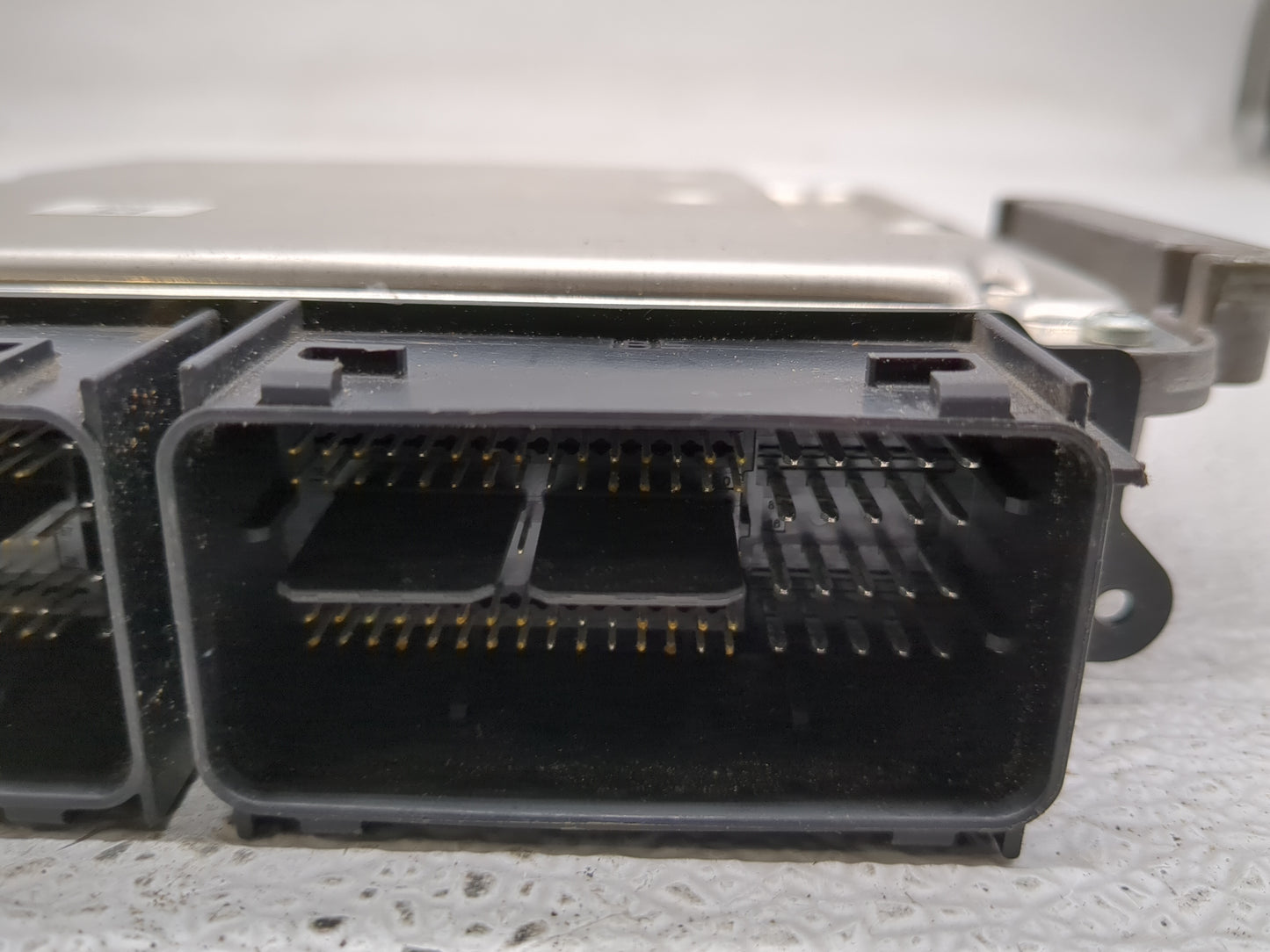2017 Ford F150 PCM Engine Control Computer ECU ECM PCU OEM P/N:FL3A-12A650-APA GD9A-12B684-AA Fits Fits 2015 2016 2018 2019 