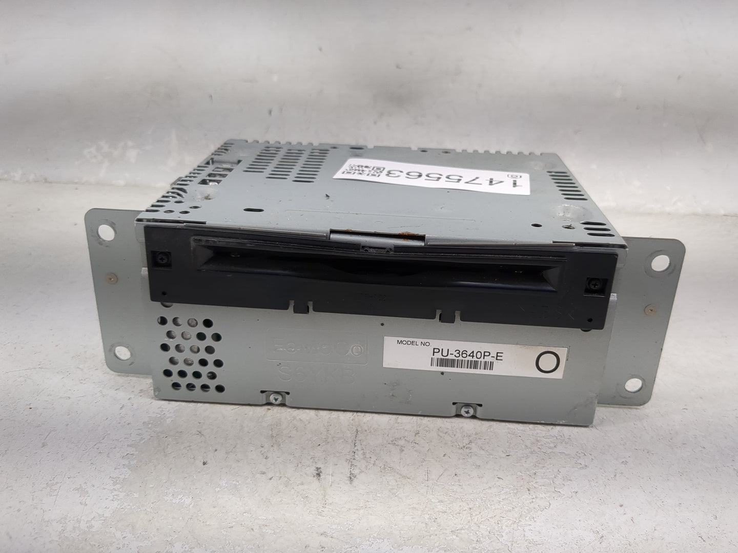 2017 Ford F150 Radio AM FM Cd Player Receiver Replacement P/N:PU-3640P-E HL3T-19C107-BC Fits Fits 2016 2018 OEM Used Auto Pa