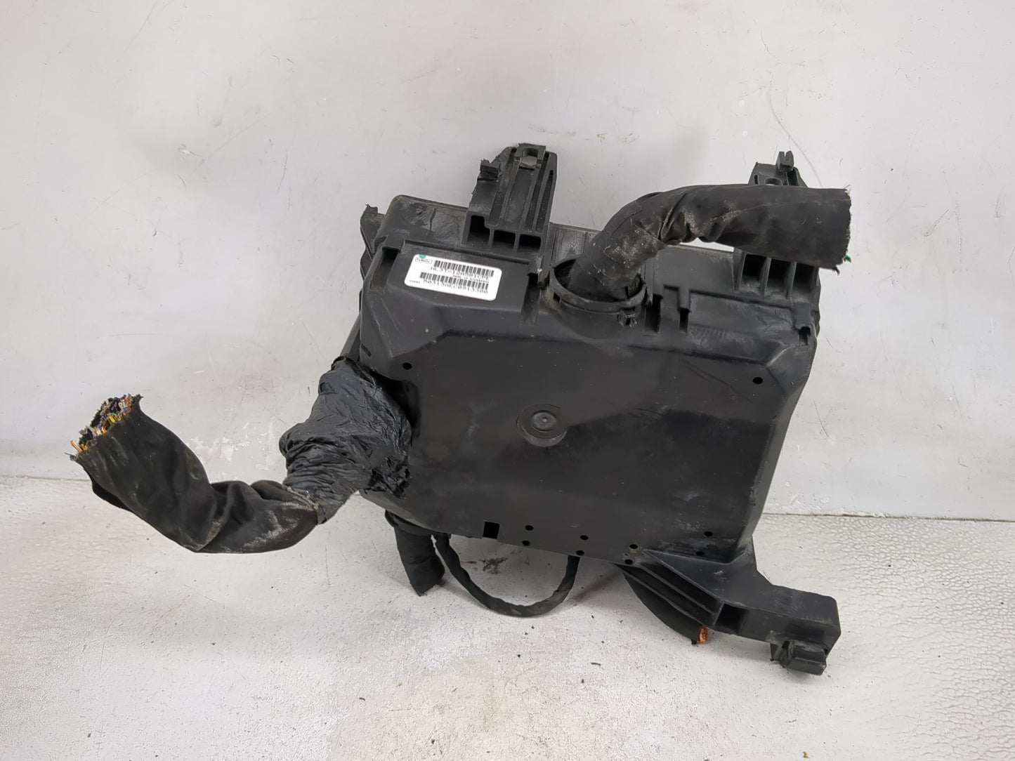 2017 Ford F150 Fusebox Fuse Box Panel Relay Module P/N:HL3T-12A581CPE 8T2T-14B192-AB, 8T2T-14B192-BA Fits OEM Used Auto Part