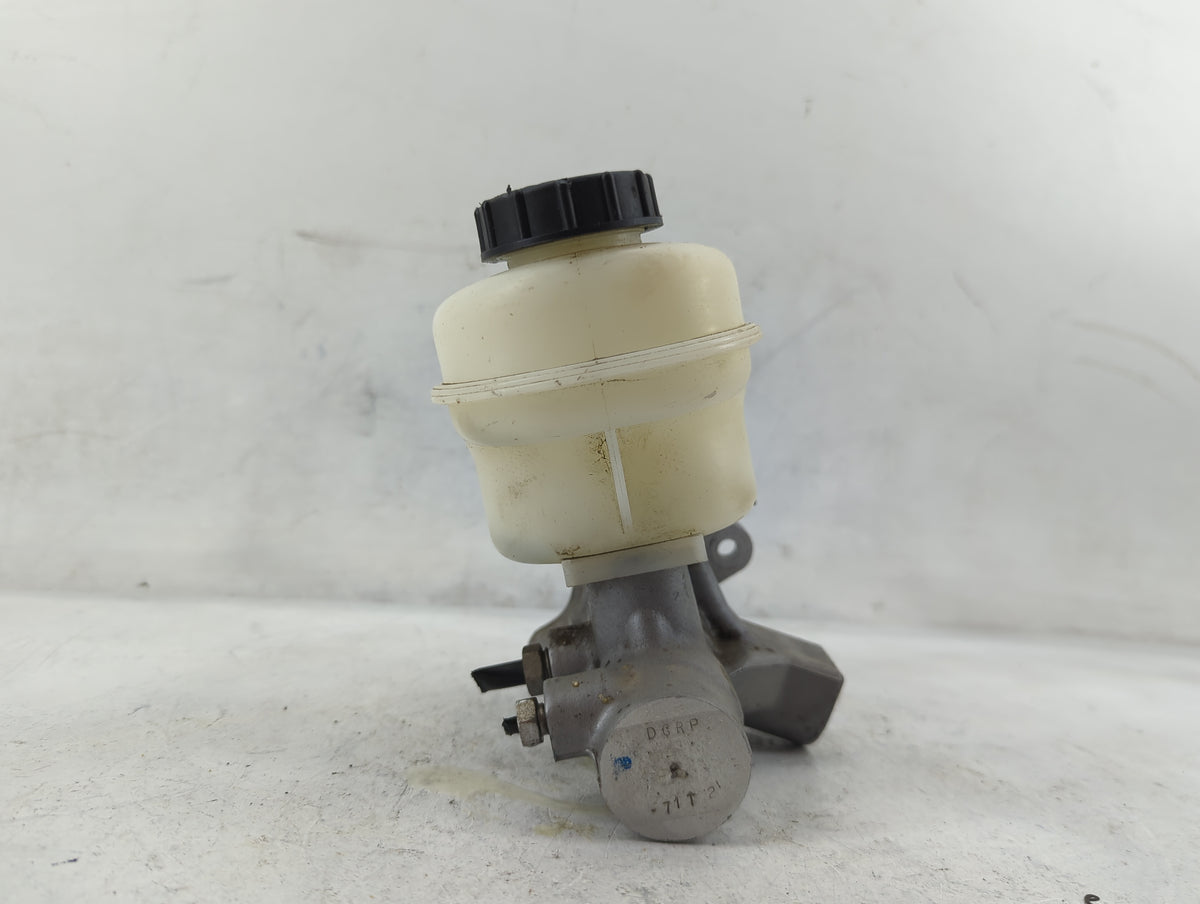 Ford F150 Brake Master Cylinder 1498717 - Oemusedautoparts1.com
