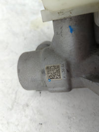 Ford F150 Brake Master Cylinder 1498717 - Oemusedautoparts1.com