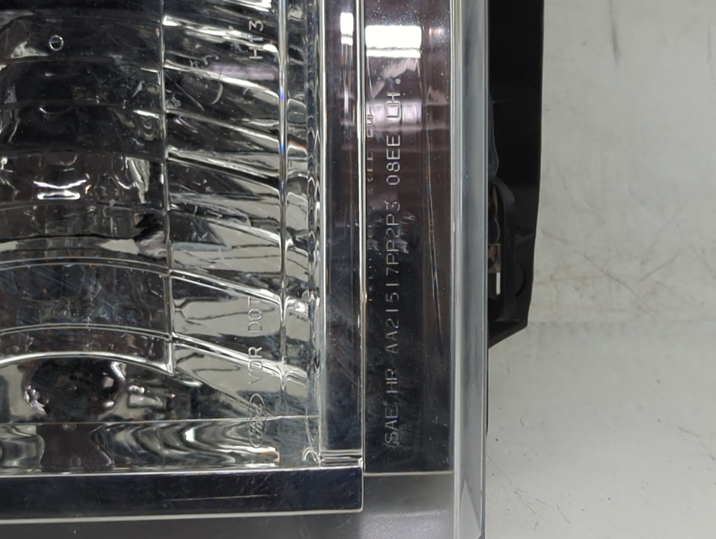 Ford F650 Driver Left Oem Head Light Headlight Lamp - Oemusedautoparts1.com