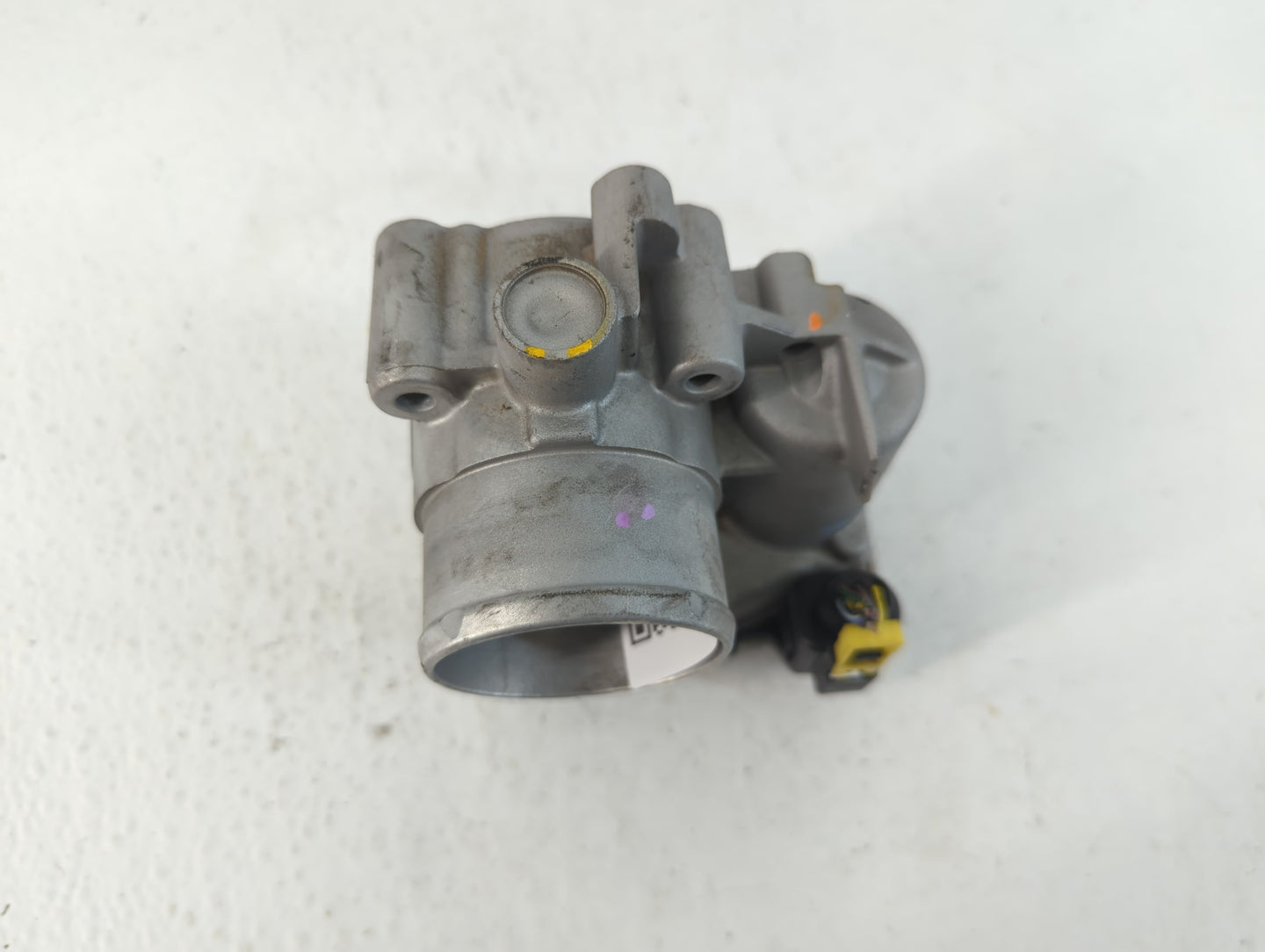 2014-2019 Ford Fiesta Throttle Body P/N:7S7G-9F991-CA Fits Fits 2013 2014 2015 2016 2017 2018 2019 OEM Used Auto Parts - Oem