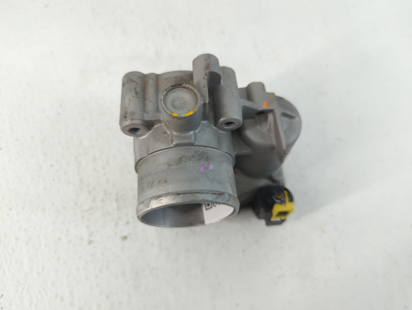 2014-2019 Ford Fiesta Throttle Body P/N:7S7G-9F991-CA Fits Fits 2013 2014 2015 2016 2017 2018 2019 OEM Used Auto Parts - Oem