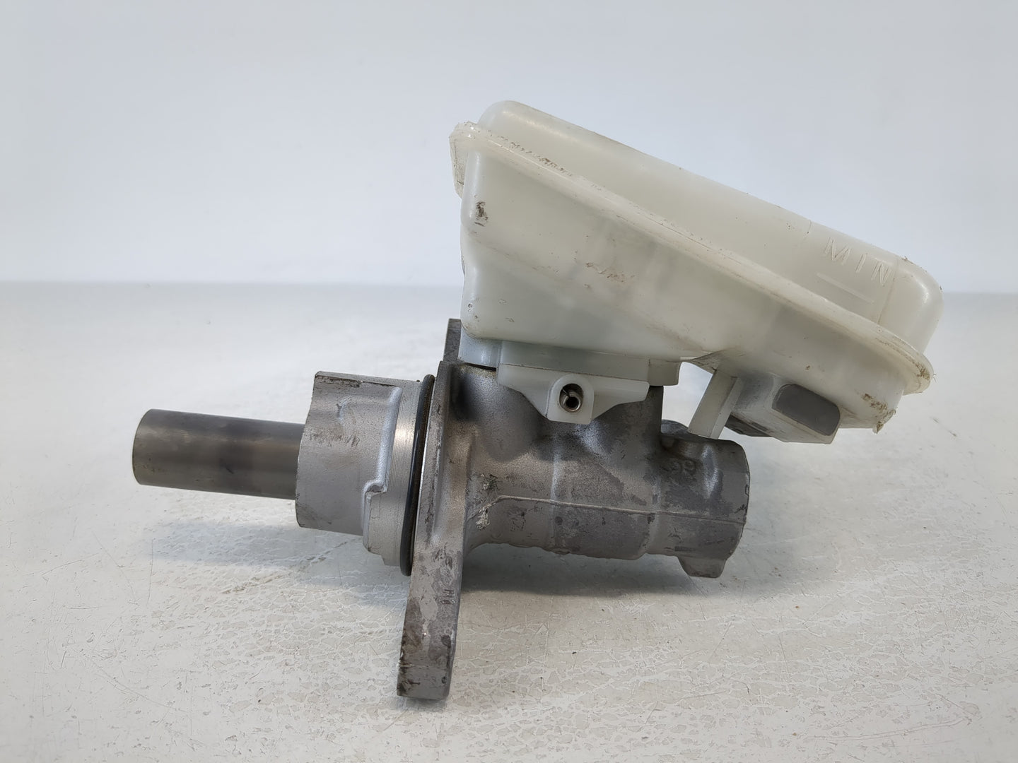 2011-2019 Ford Fiesta Brake Master Cylinder - Oemusedautoparts1.com
