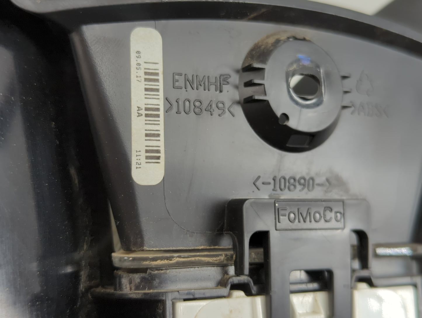 2017-2019 Ford Fiesta Instrument Cluster Speedometer Gauges P/N:10849 Fits Fits 2017 2018 2019 OEM Used Auto Parts - Oemused