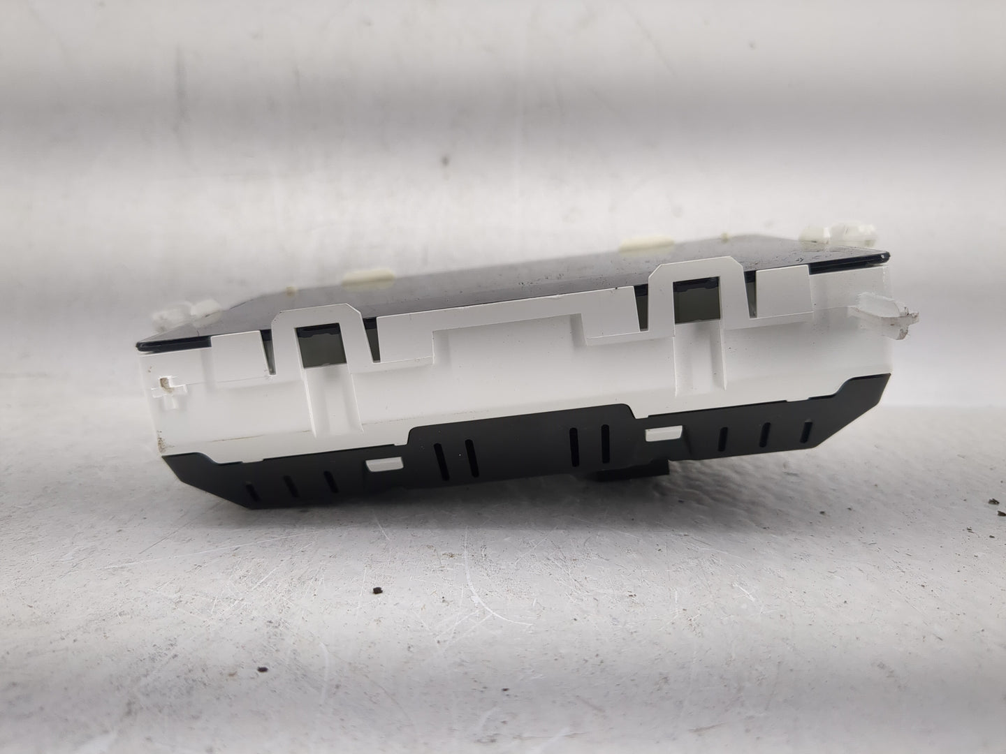 2017 Ford Fiesta Radio AM FM Cd Player Receiver Replacement P/N:D2BT-18B955-BG Fits Fits 2004 2005 2006 2007 OEM Used Auto P