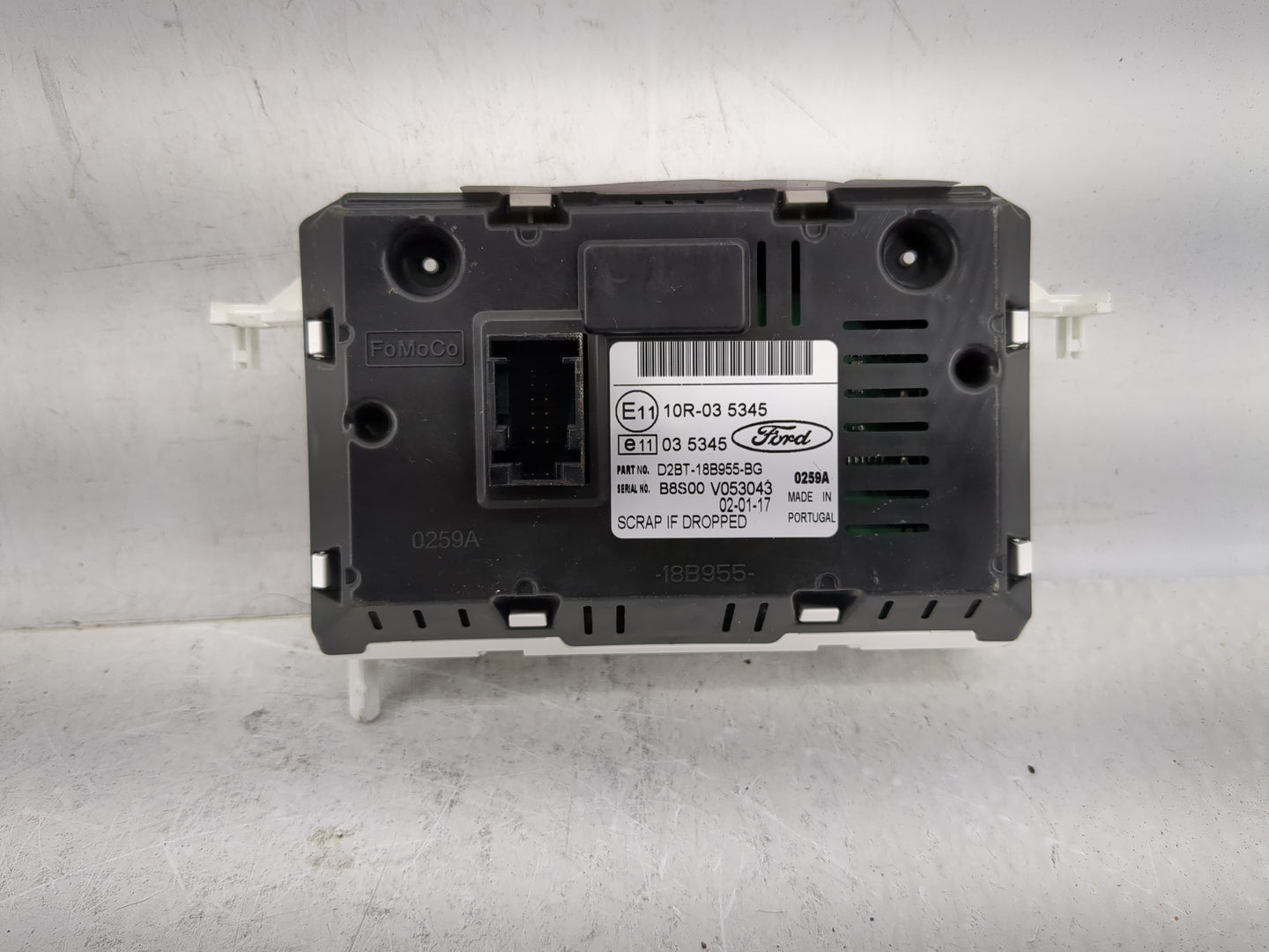 2017 Ford Fiesta Radio AM FM Cd Player Receiver Replacement P/N:D2BT-18B955-BG Fits Fits 2004 2005 2006 2007 OEM Used Auto P