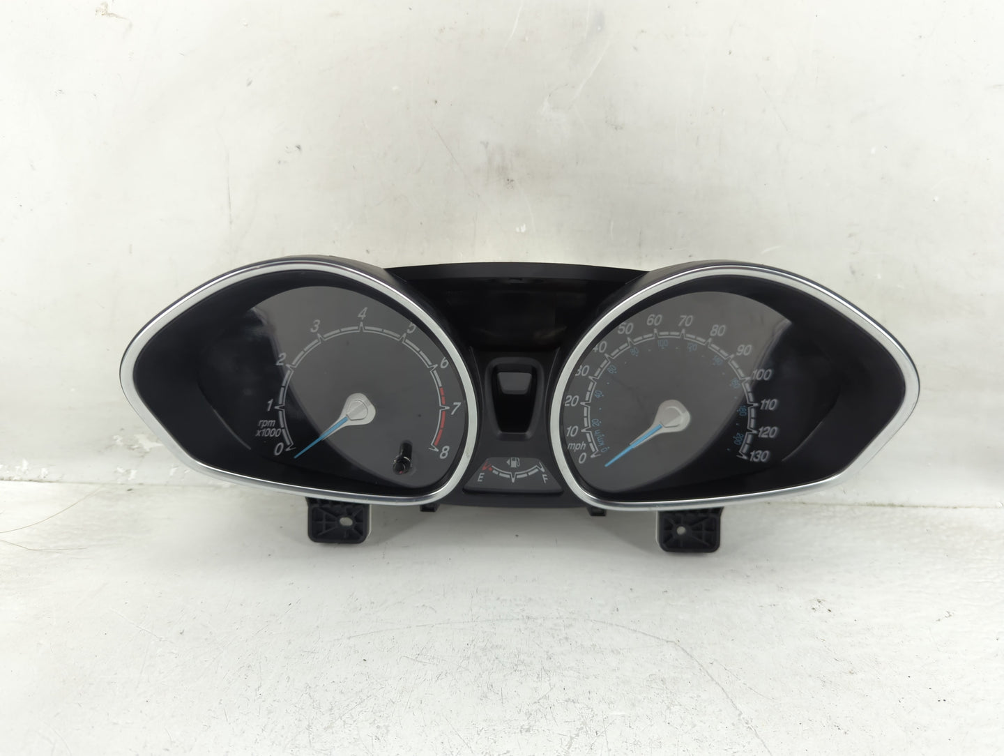 2017-2019 Ford Fiesta Instrument Cluster Speedometer Gauges P/N:D2BT-10849-GAV Fits Fits 2017 2018 2019 OEM Used Auto Parts 