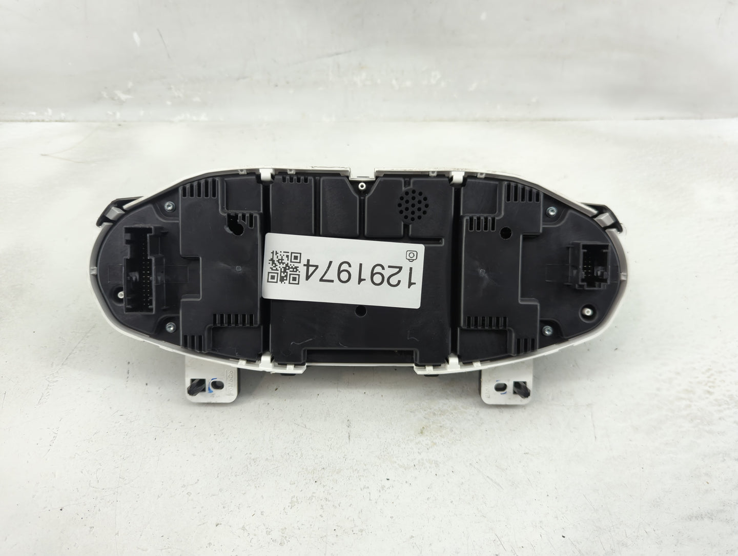 2017-2019 Ford Fiesta Instrument Cluster Speedometer Gauges P/N:D2BT-10849-GAV Fits Fits 2017 2018 2019 OEM Used Auto Parts 