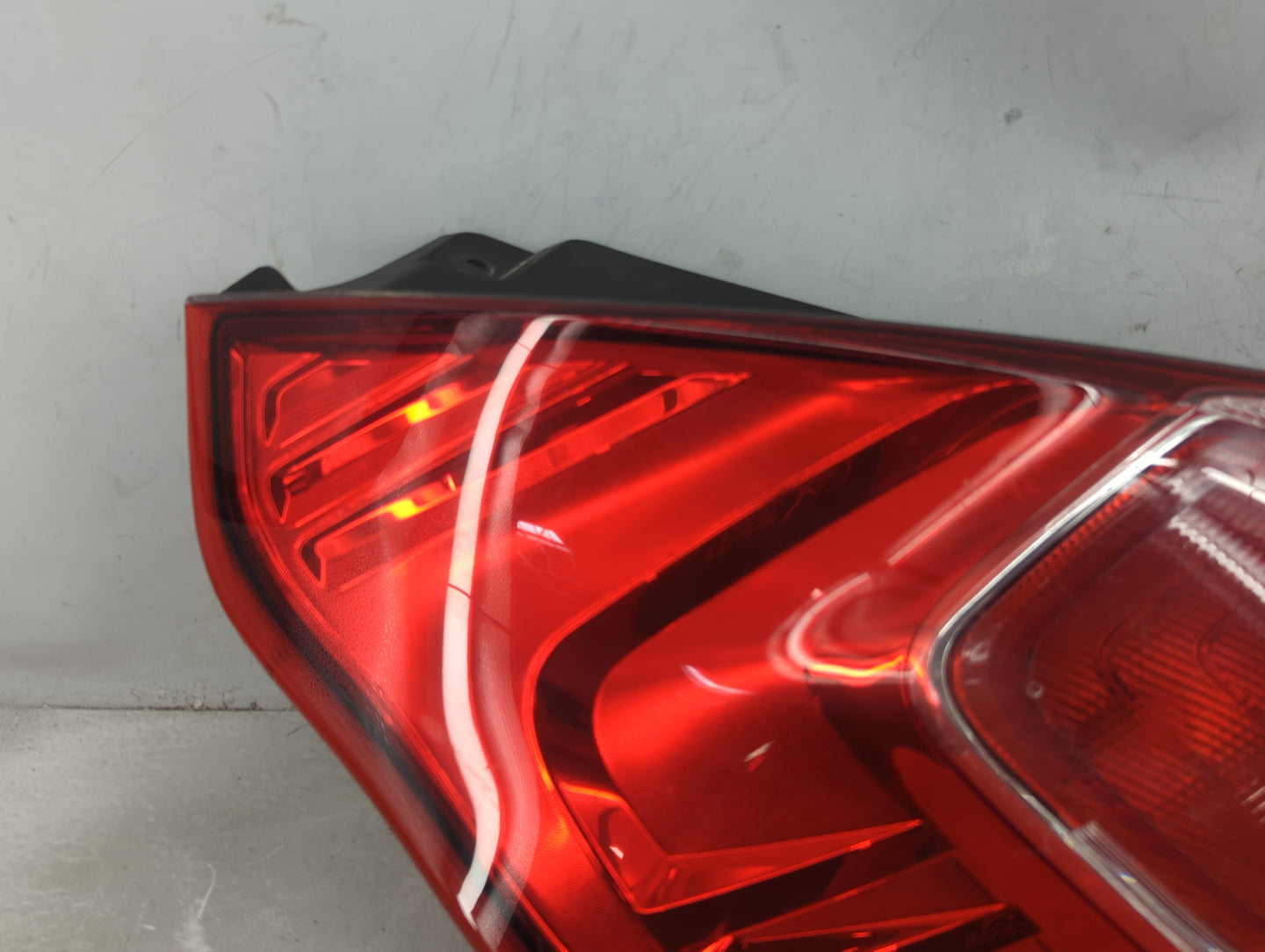 2014-2019 Ford Fiesta Tail Light Assembly Driver Left OEM P/N:D2BB-13405-AD Fits Fits 2014 2015 2016 2017 2018 2019 OEM Used