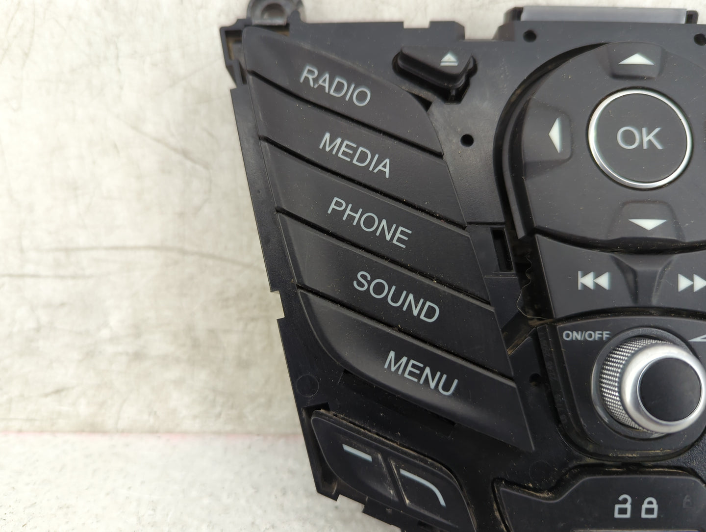 2015-2019 Ford Fiesta Radio Control Panel - Oemusedautoparts1.com
