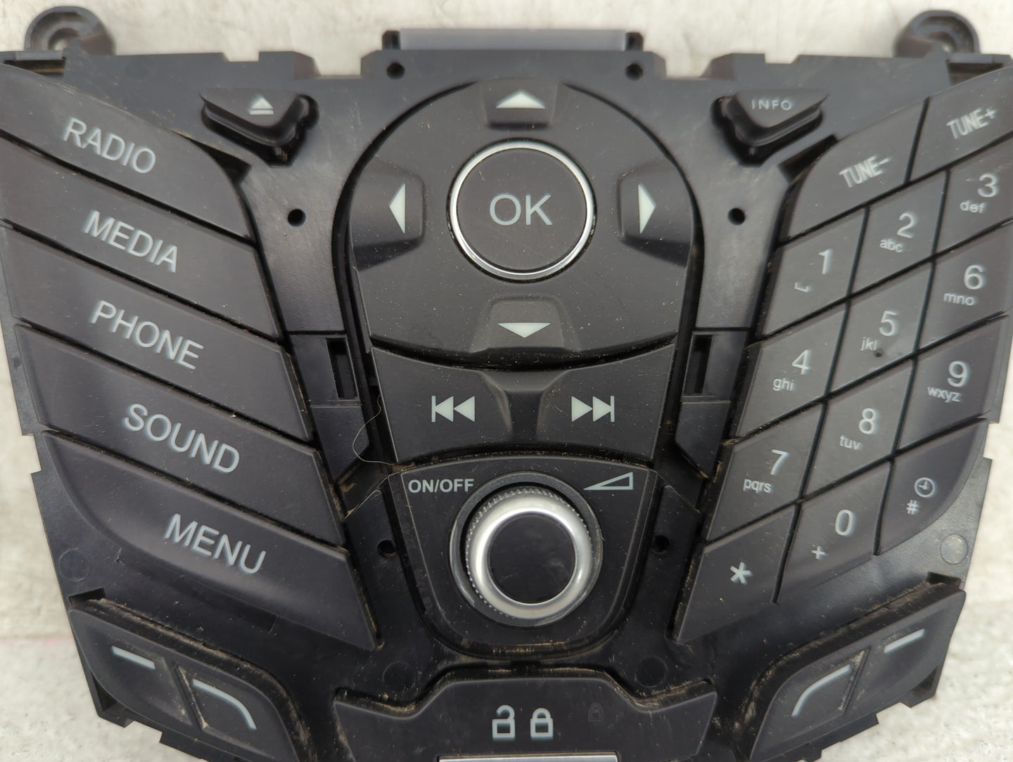 2015-2019 Ford Fiesta Radio Control Panel - Oemusedautoparts1.com