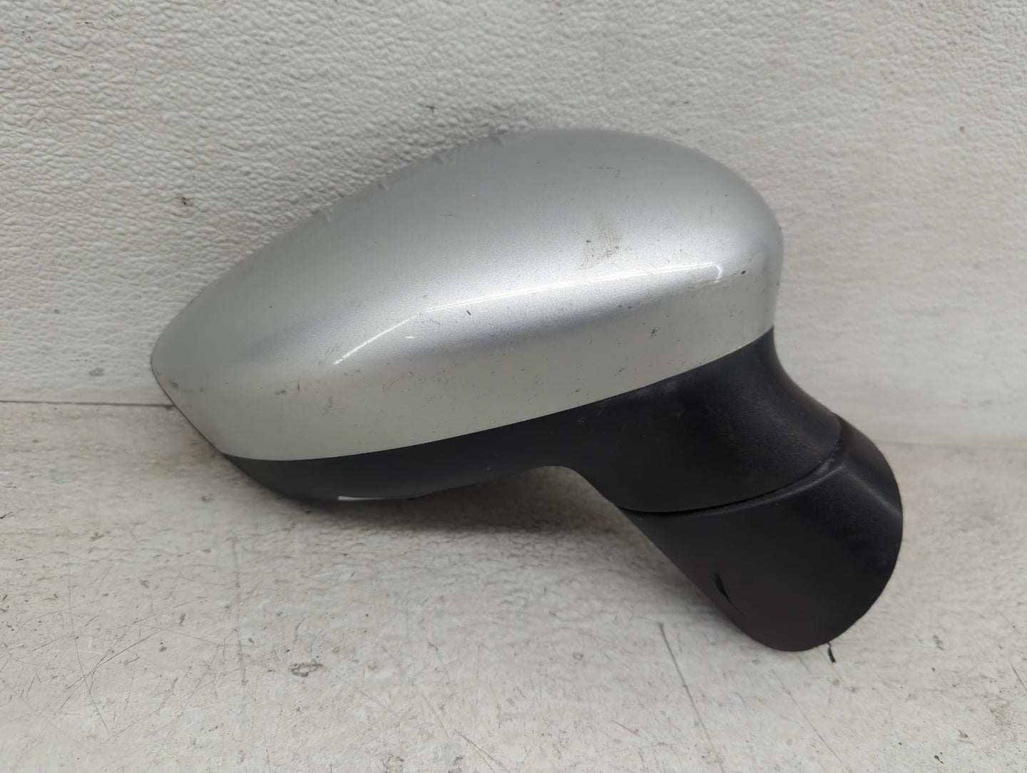 2011-2019 Ford Fiesta Driver Side View Mirror - Left Door Mirror OEM Used - Oemusedautoparts1.com