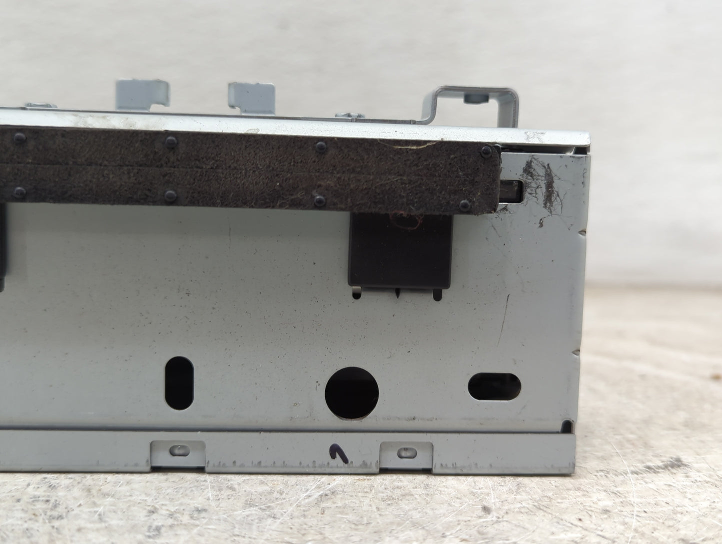 2016-2018 Ford Fiesta Radio AM FM Cd Player Receiver Replacement P/N:D2BT-19C107-AJ BMAM008787 Fits Fits 2016 2017 2018 OEM 