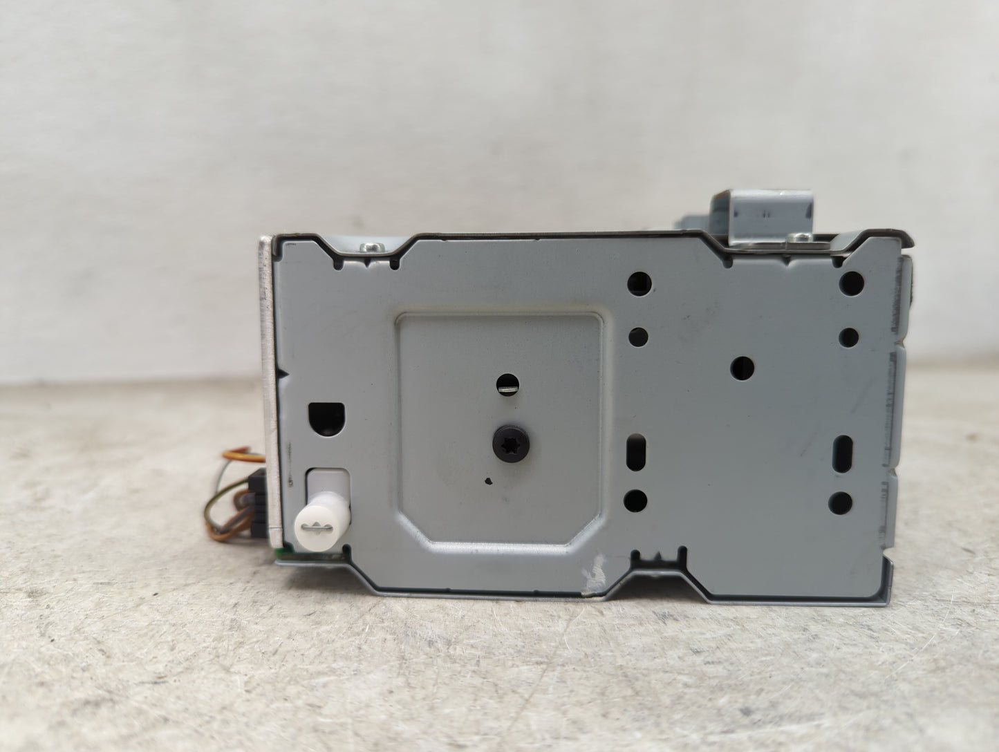 2016-2018 Ford Fiesta Radio AM FM Cd Player Receiver Replacement P/N:D2BT-19C107-AJ BMAM008787 Fits Fits 2016 2017 2018 OEM 