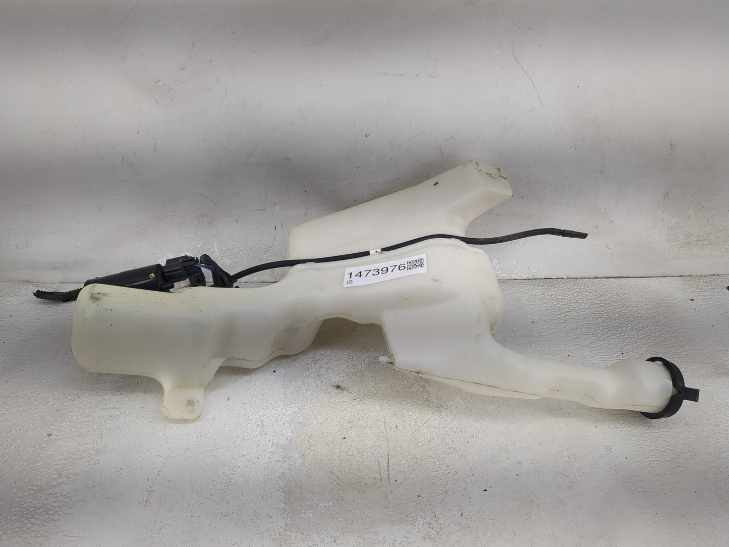 2011-2019 Ford Fiesta Windshield Washer Fluid Reservoir Bottle Oem 1473976 - Oemusedautoparts1.com