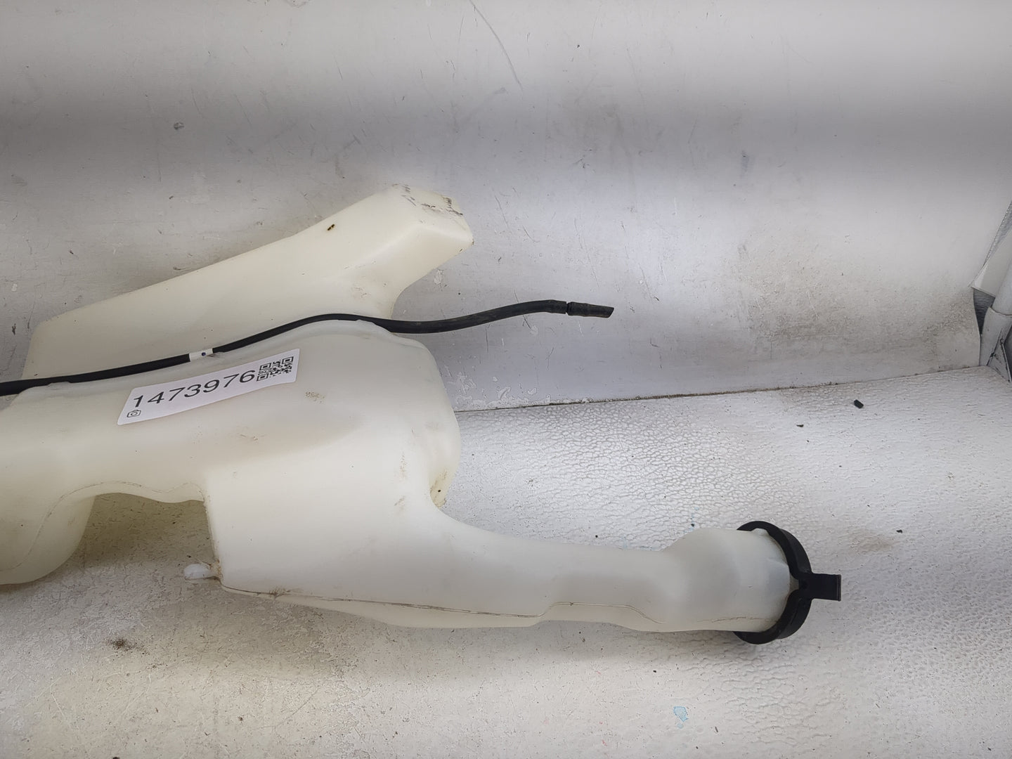 2011-2019 Ford Fiesta Windshield Washer Fluid Reservoir Bottle Oem 1473976 - Oemusedautoparts1.com