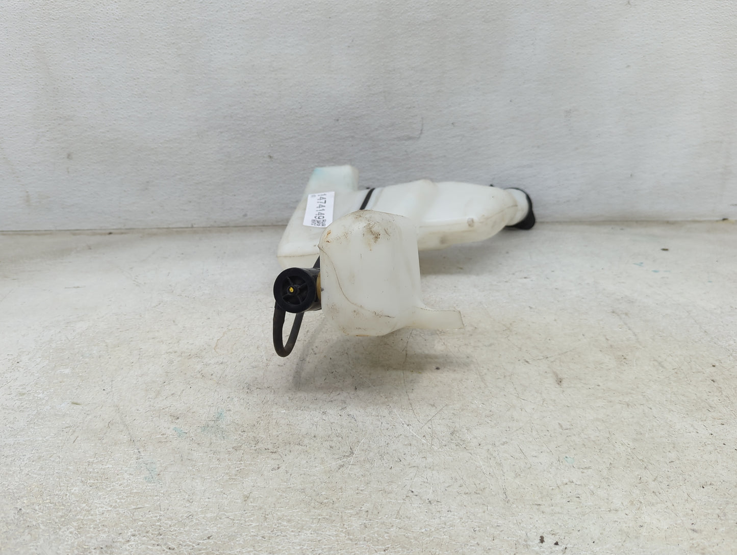 2011-2019 Ford Fiesta Windshield Washer Fluid Reservoir Bottle Oem 1474149 - Oemusedautoparts1.com