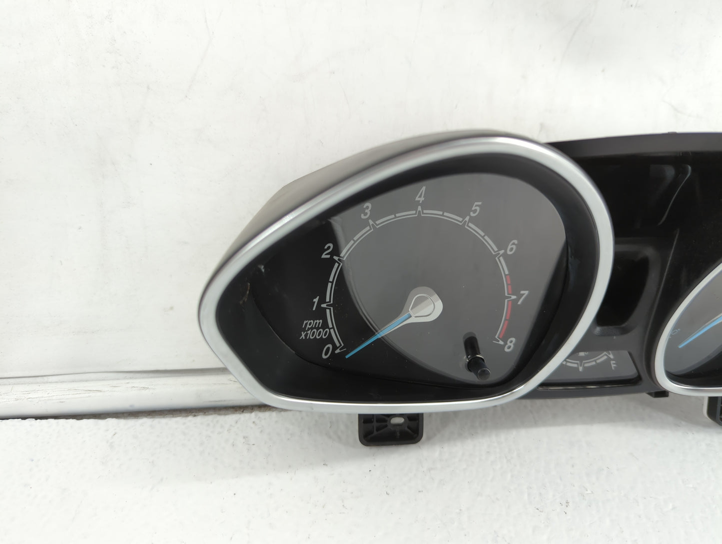 2017-2019 Ford Fiesta Instrument Cluster Speedometer Gauges P/N:D2BT-10849-GAV Fits Fits 2017 2018 2019 OEM Used Auto Parts 