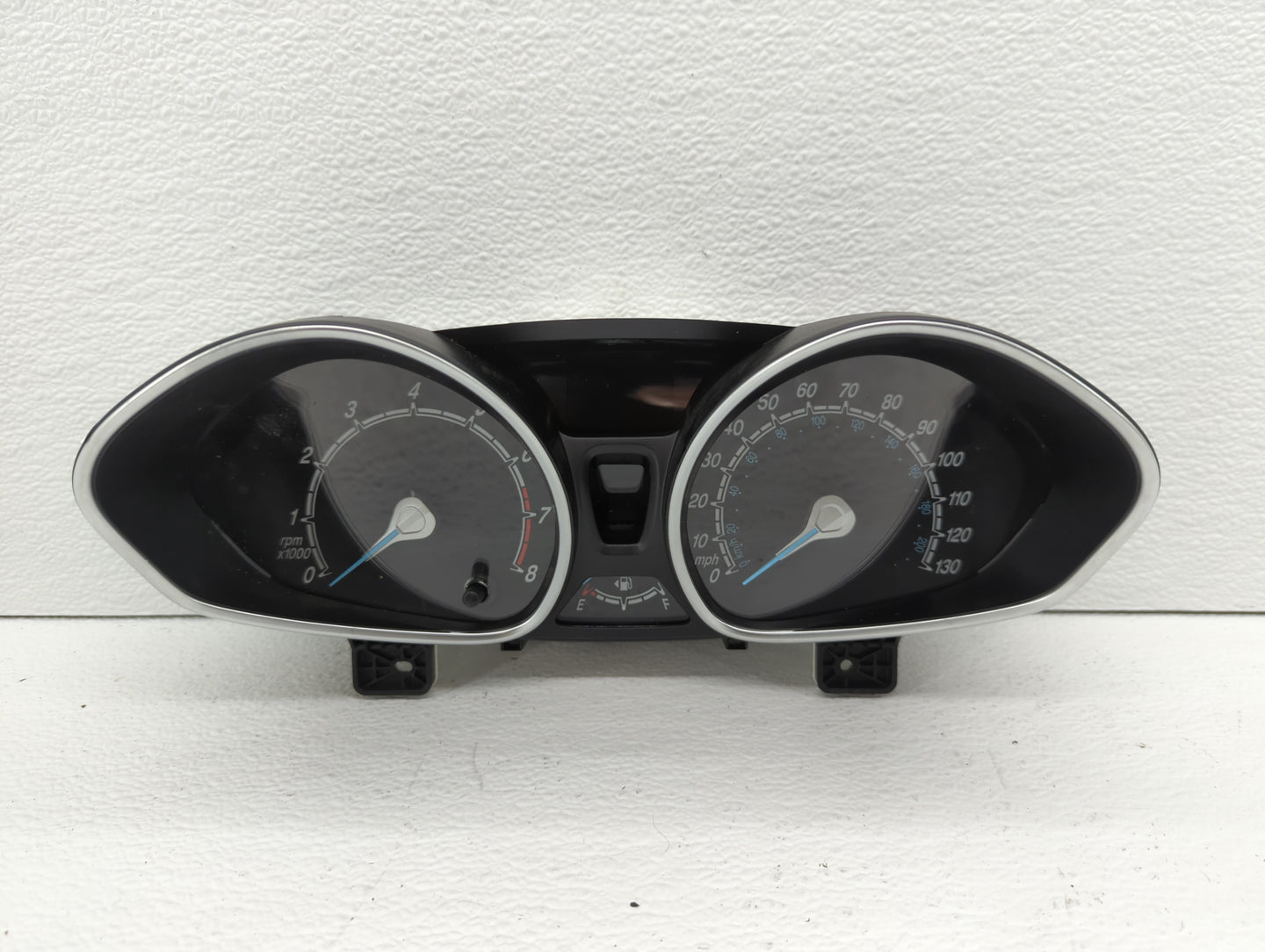 2017-2019 Ford Fiesta Instrument Cluster Speedometer Gauges P/N:D2BT-10849-GAV Fits Fits 2017 2018 2019 OEM Used Auto Parts 