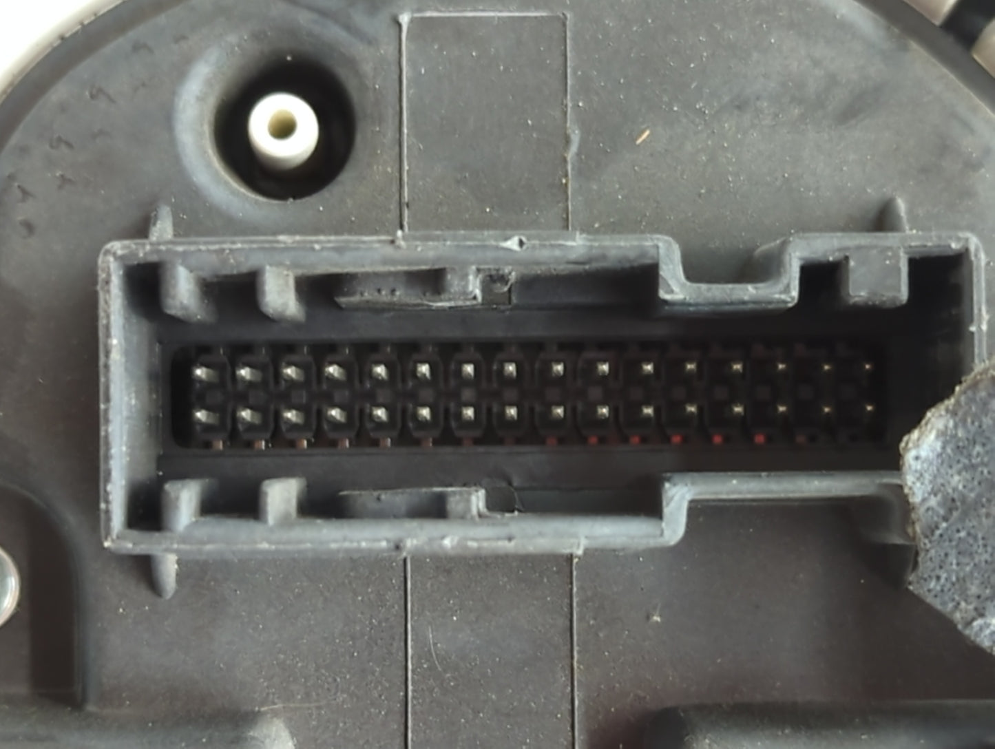 2017-2019 Ford Fiesta Instrument Cluster Speedometer Gauges P/N:D2BT-10849-AAV Fits Fits 2017 2018 2019 OEM Used Auto Parts 