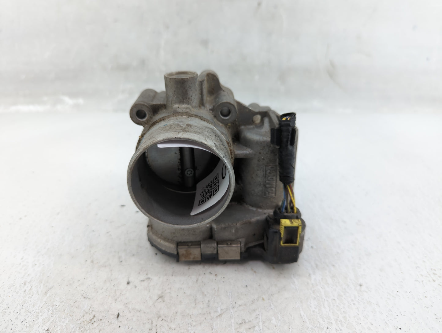 2014-2019 Ford Fiesta Throttle Body P/N:7S7G-9F991-CA Fits Fits 2013 2014 2015 2016 2017 2018 2019 OEM Used Auto Parts - Oem