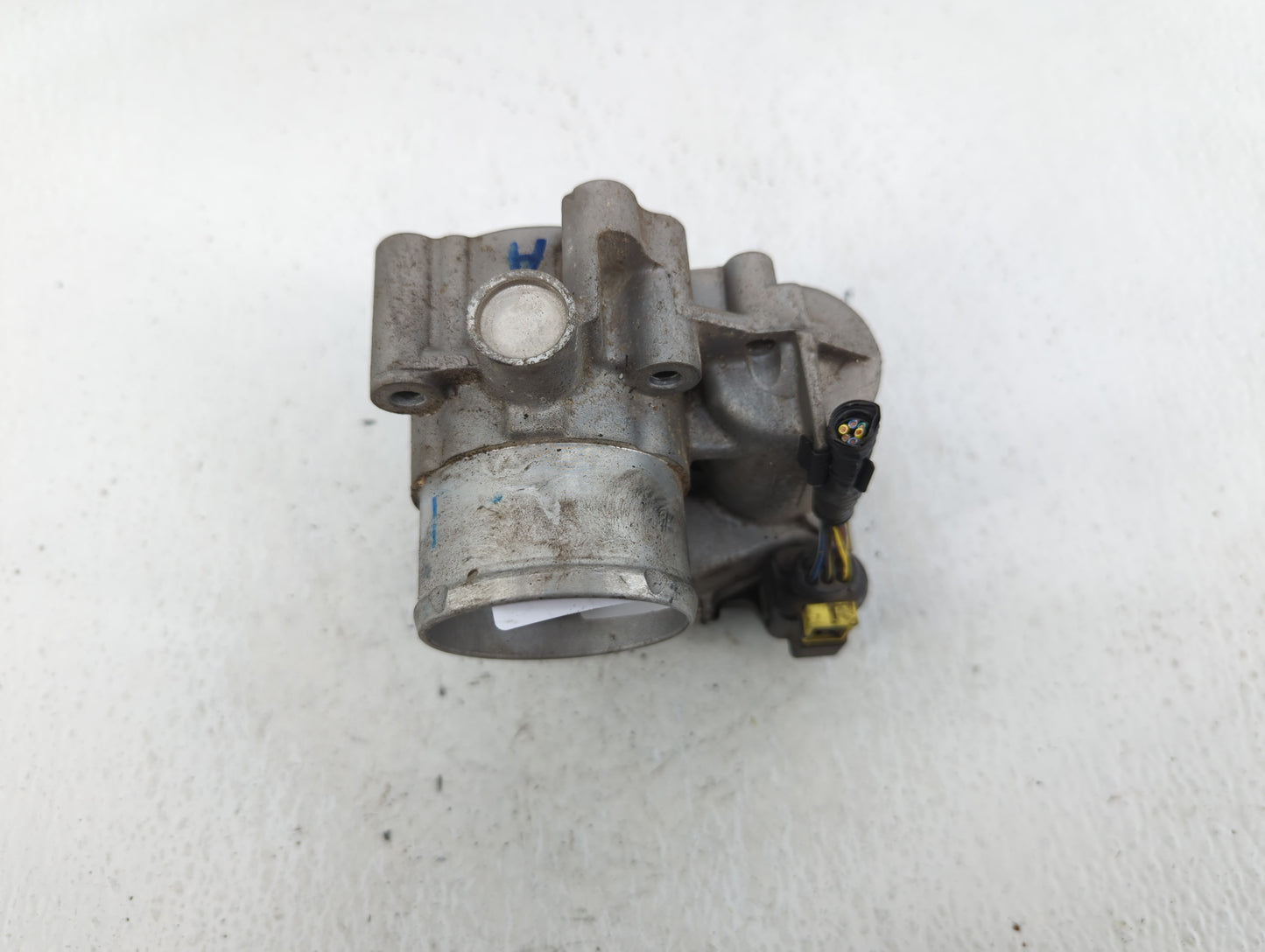 2014-2019 Ford Fiesta Throttle Body P/N:7S7G-9F991-CA Fits Fits 2013 2014 2015 2016 2017 2018 2019 OEM Used Auto Parts - Oem