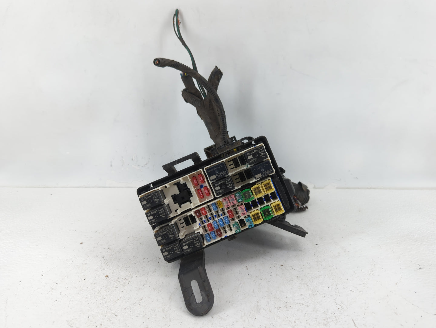 2014-2019 Ford Fiesta Fusebox Fuse Box Panel Relay Module P/N:6003447201 Fits Fits 2014 2015 2016 2017 2018 2019 OEM Used Au