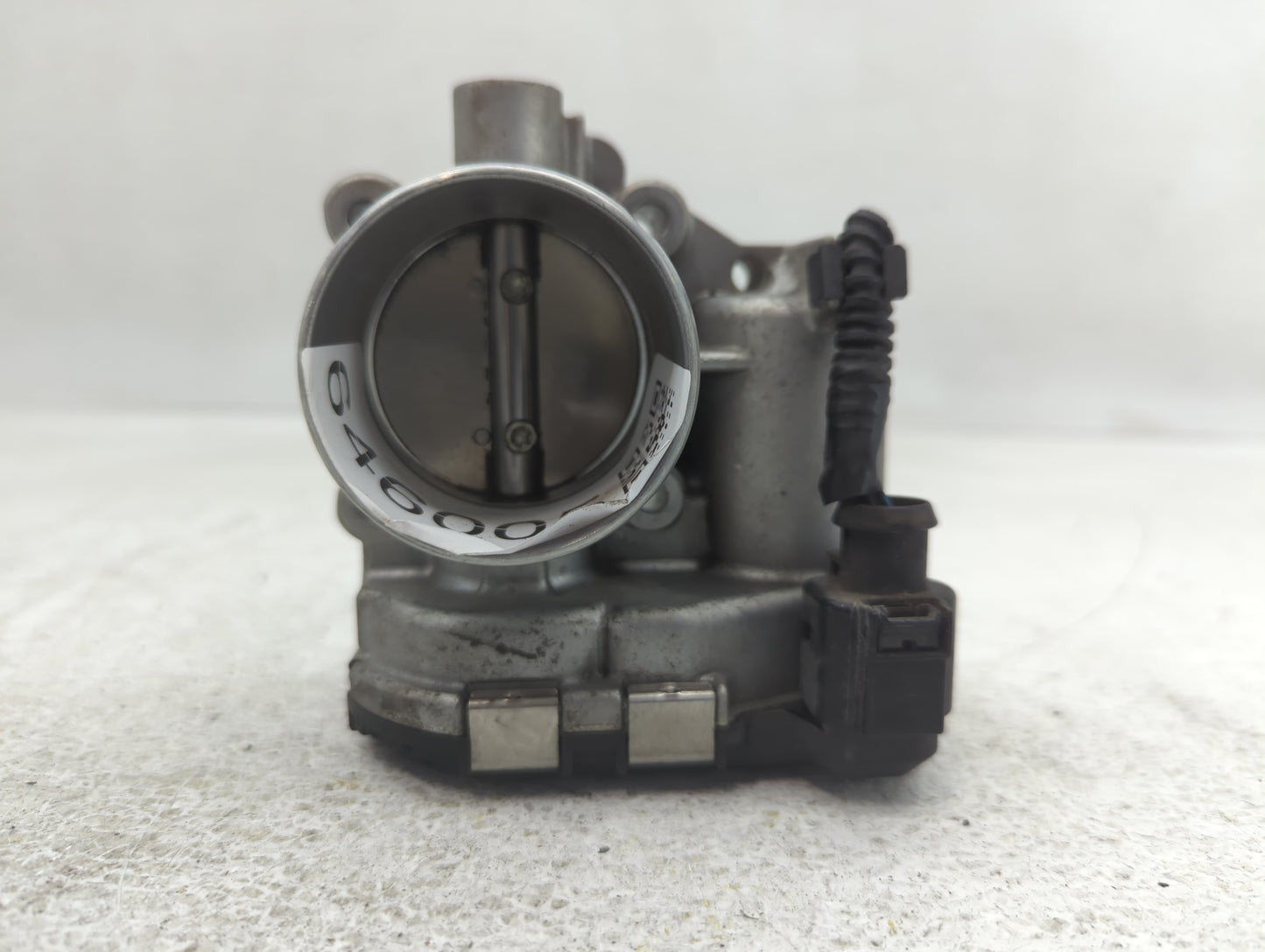 2014-2019 Ford Fiesta Throttle Body P/N:7S7G-9F991-CA Fits Fits 2013 2014 2015 2016 2017 2018 2019 OEM Used Auto Parts - Oem