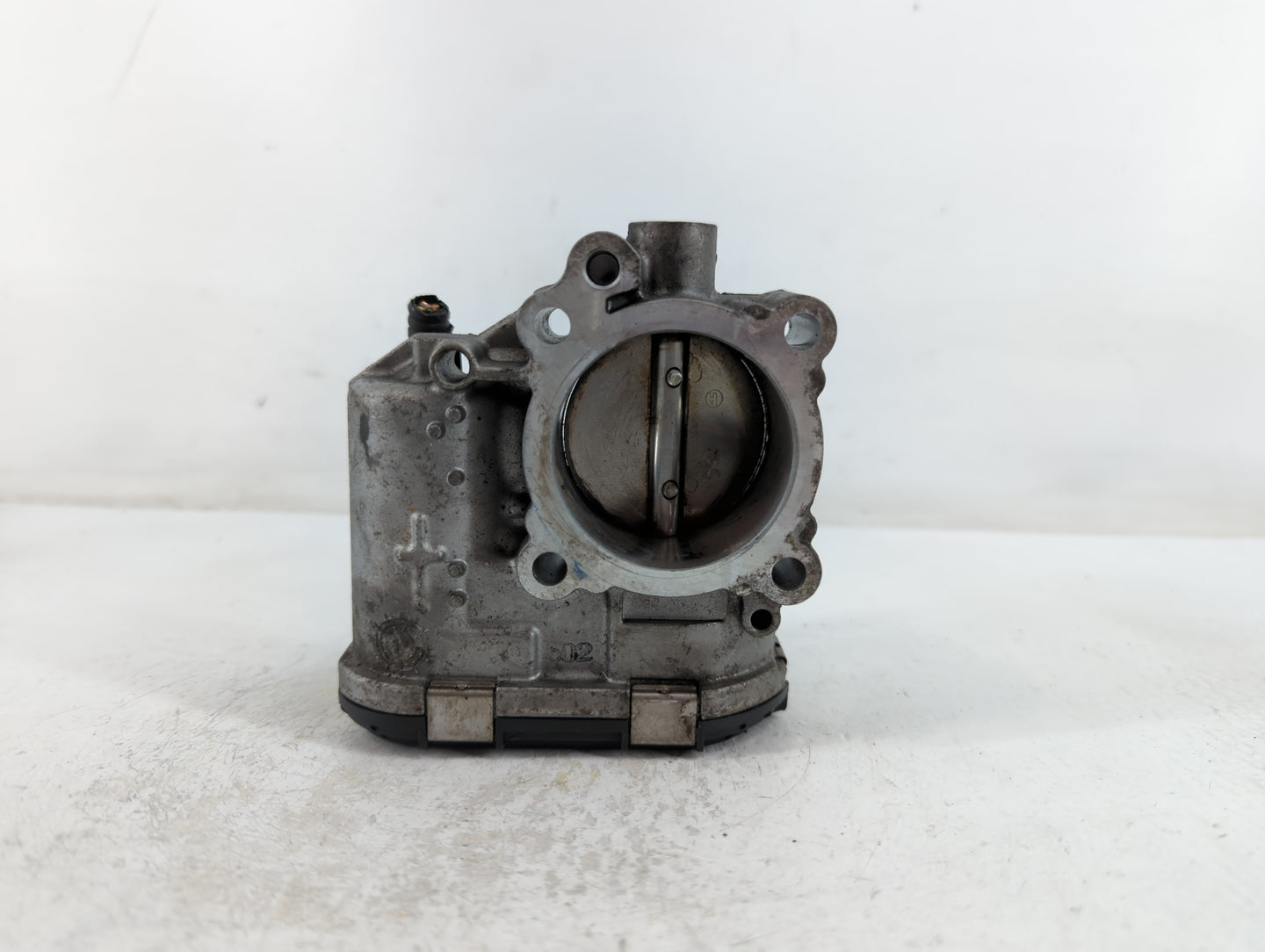 2014-2019 Ford Fiesta Throttle Body P/N:7S7G-9F991-CA Fits Fits 2013 2014 2015 2016 2017 2018 2019 OEM Used Auto Parts - Oem
